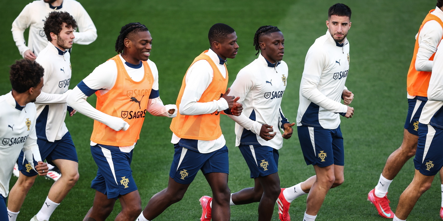 Último treino de Portugal antes da receção à Dinamarca:  Todos os jogadores disponíveis e Proença a assistir