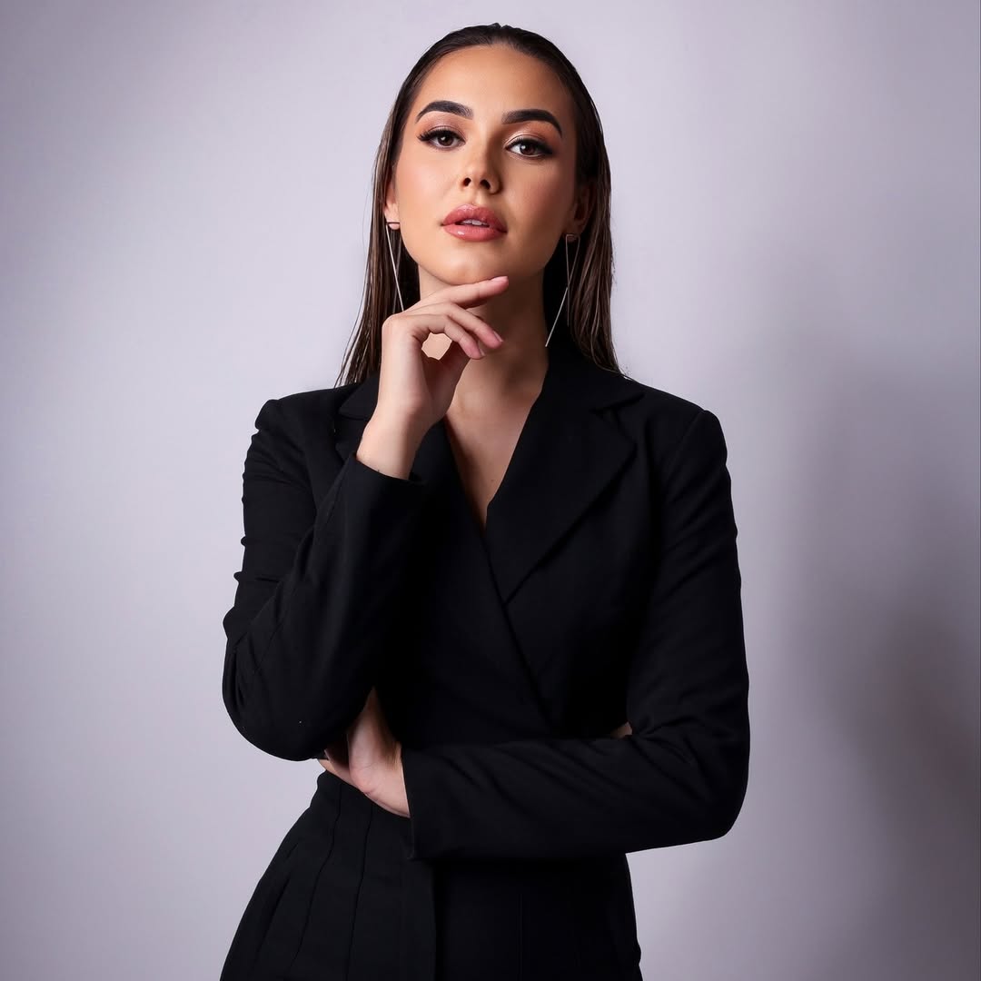 Do mundo do ballet para a “Casa dos Segredos”. Veja 15 fotos irresistíveis de Sara