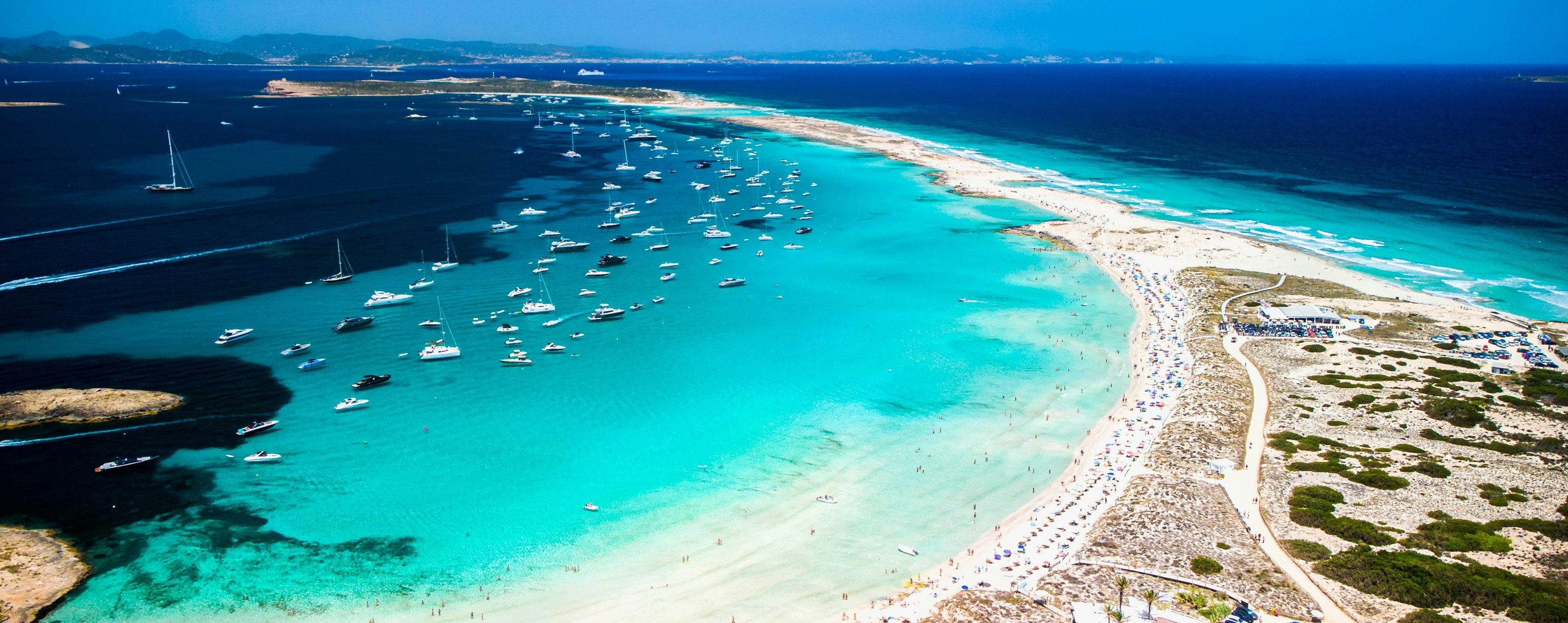 Estas 15 ilhas no Mediterrâneo são um convite irrecusável a um mergulho