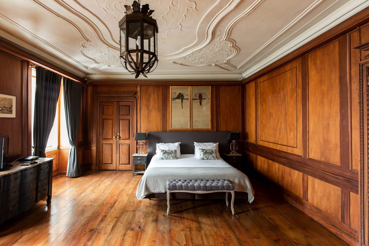 A casa mais cara do Airbnb em Portugal fica em Lisboa e custa 8.125€ por noite. Veja as fotos