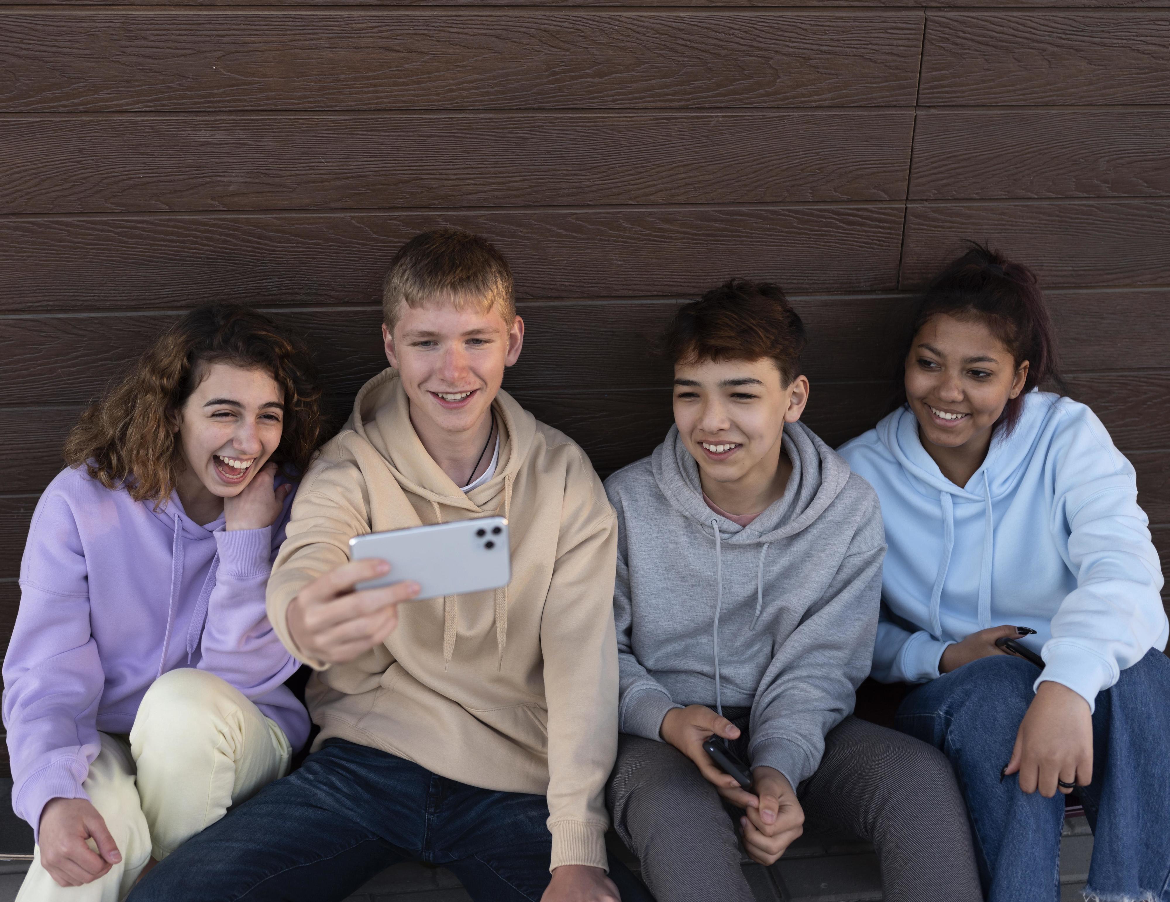 Os seus filhos mais velhos precisam de um smartphone novo? 6 modelos até 200 euros