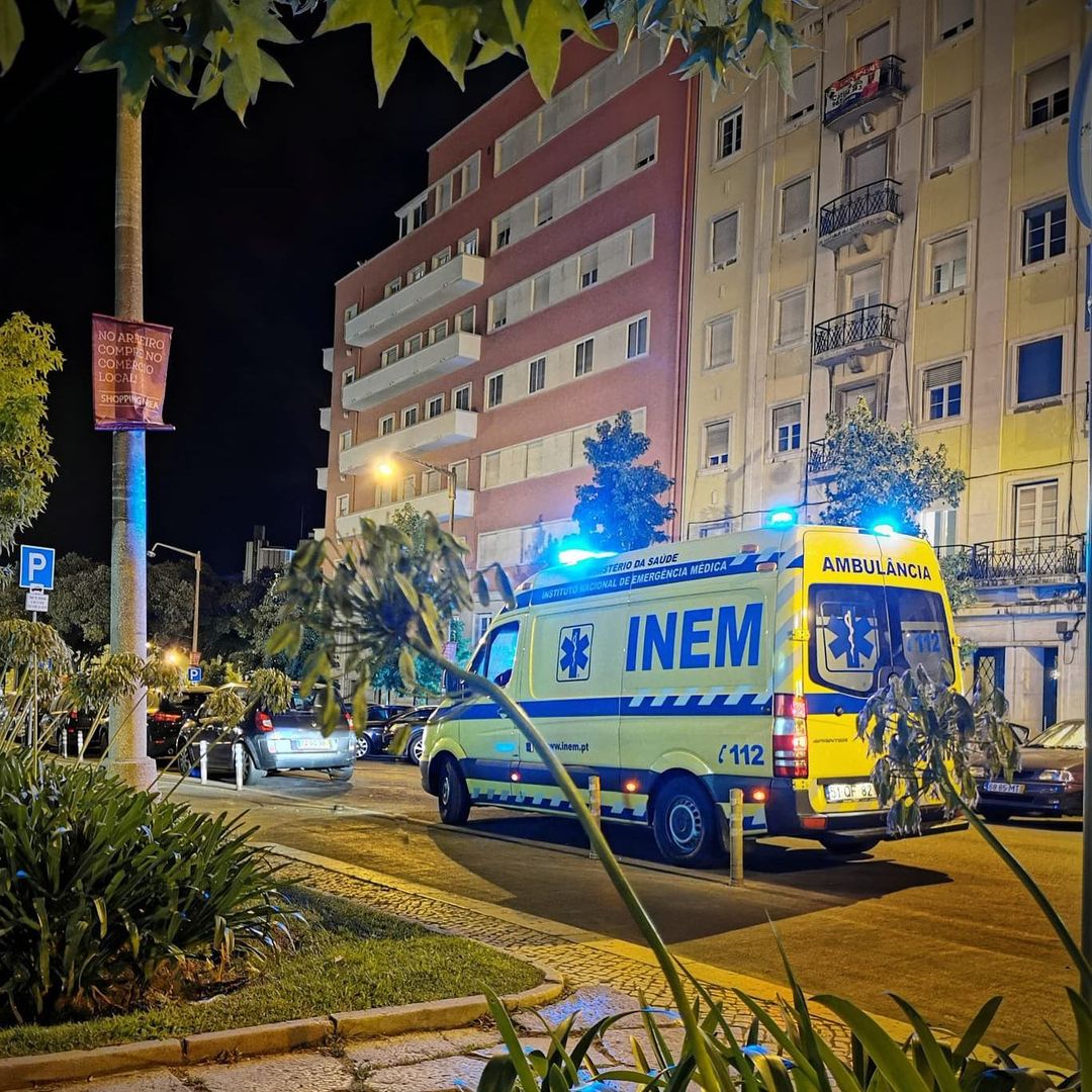 Menino de 7 anos morre no hospital de Coimbra depois de ter engolido uma pilha