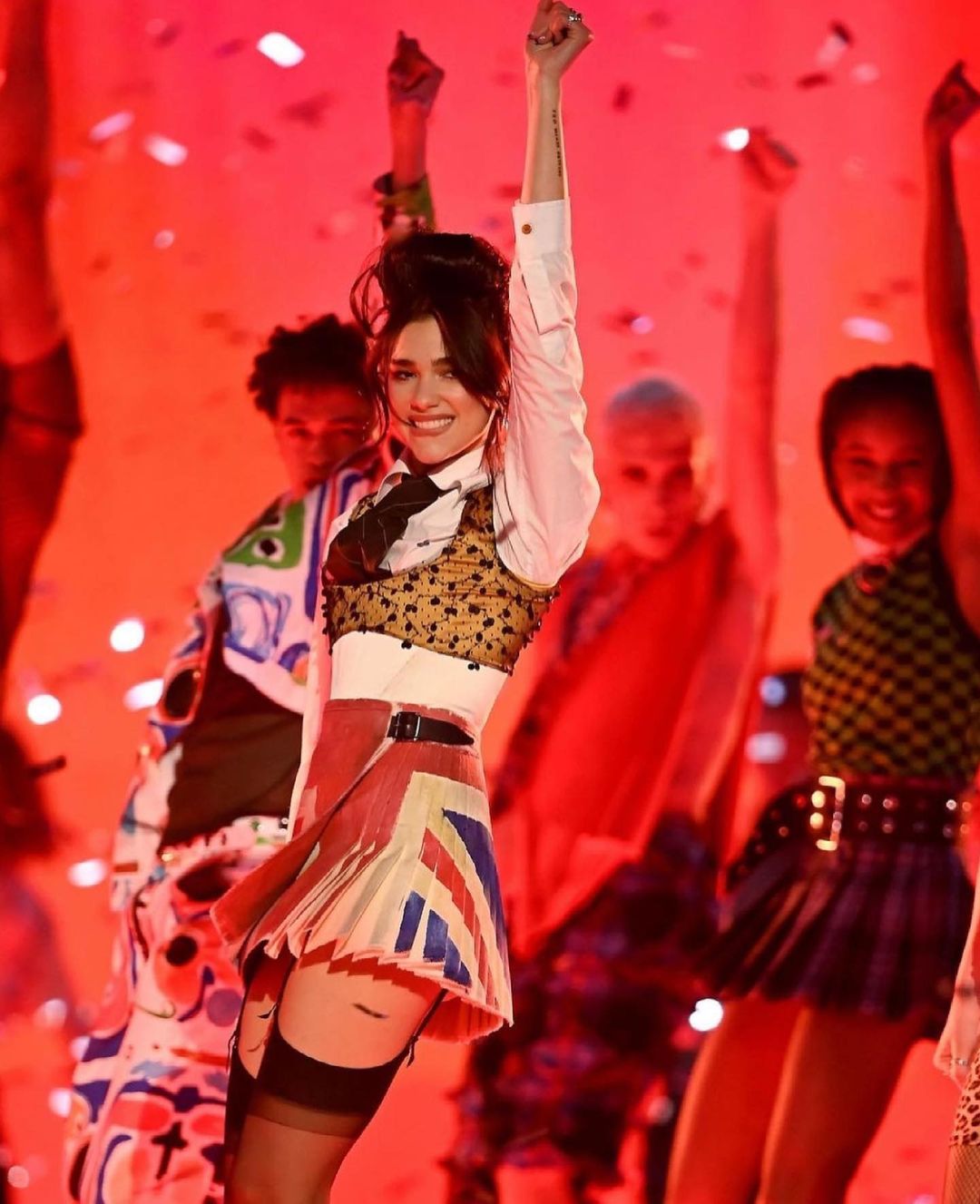 Dua Lipa vai passar por Portugal em 2022. Braga e Lisboa encerram tour “Future Nostalgia”