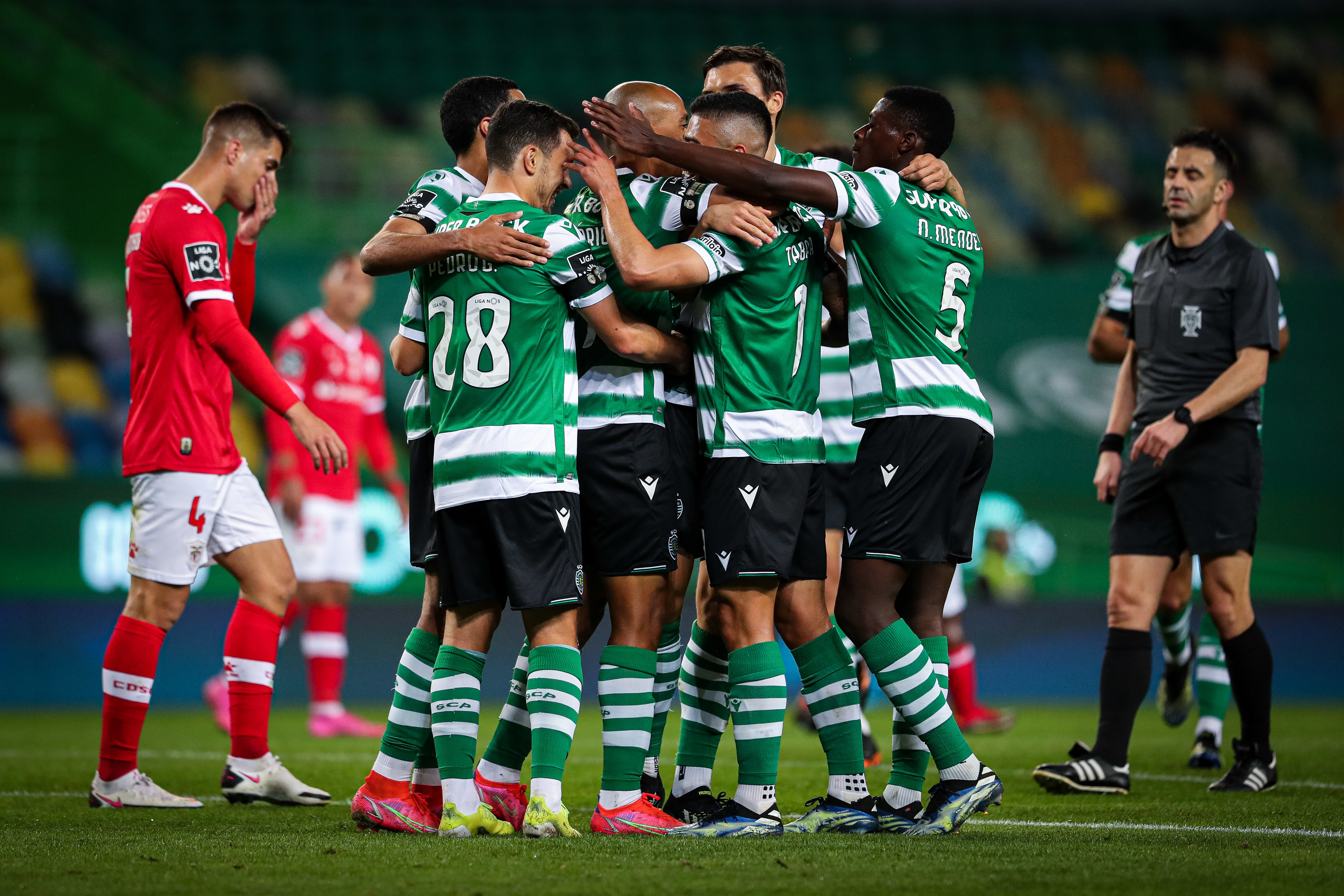 O Sporting jogou o mesmo jogo duas vezes. E sem estrelinha