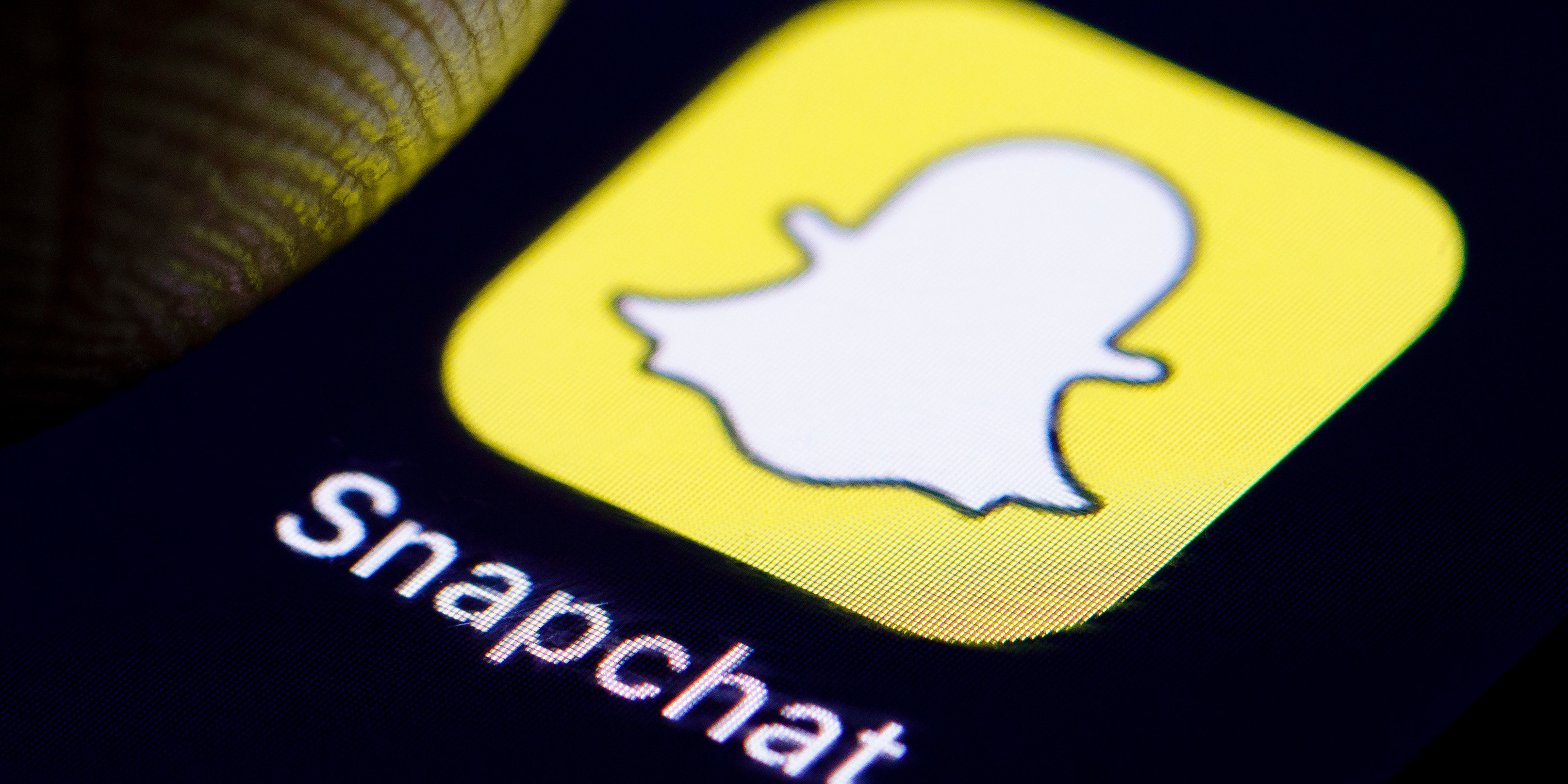 Campanha de Donald Trump acusa Snap de inteferir nas eleições por não promover conta do Presidente