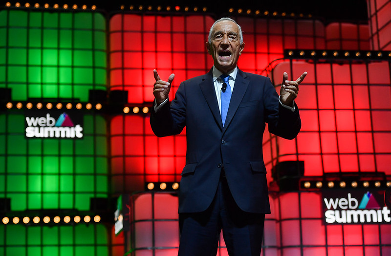 Meghan Markle a comer como se fosse um esquilo é a melhor coisa que vai ver hoje