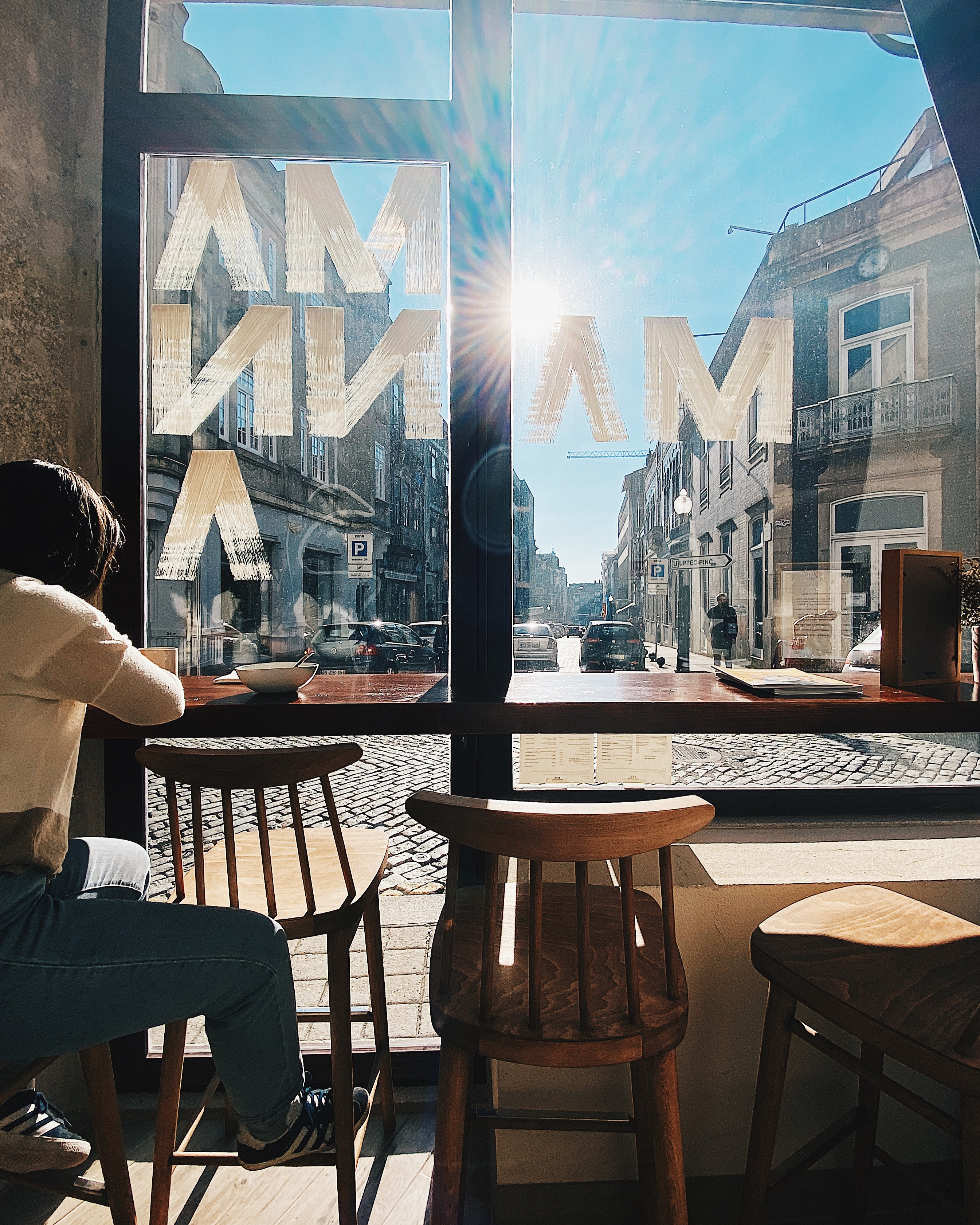 Rever menus, stocks e staff. Como é que os restaurantes se preparam para o confinamento?