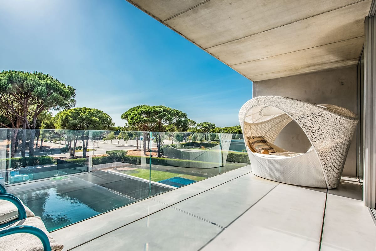 Estes 5 Airbnb de luxo ficam em Portugal — e são perfeitos para aproveitar o sol de inverno