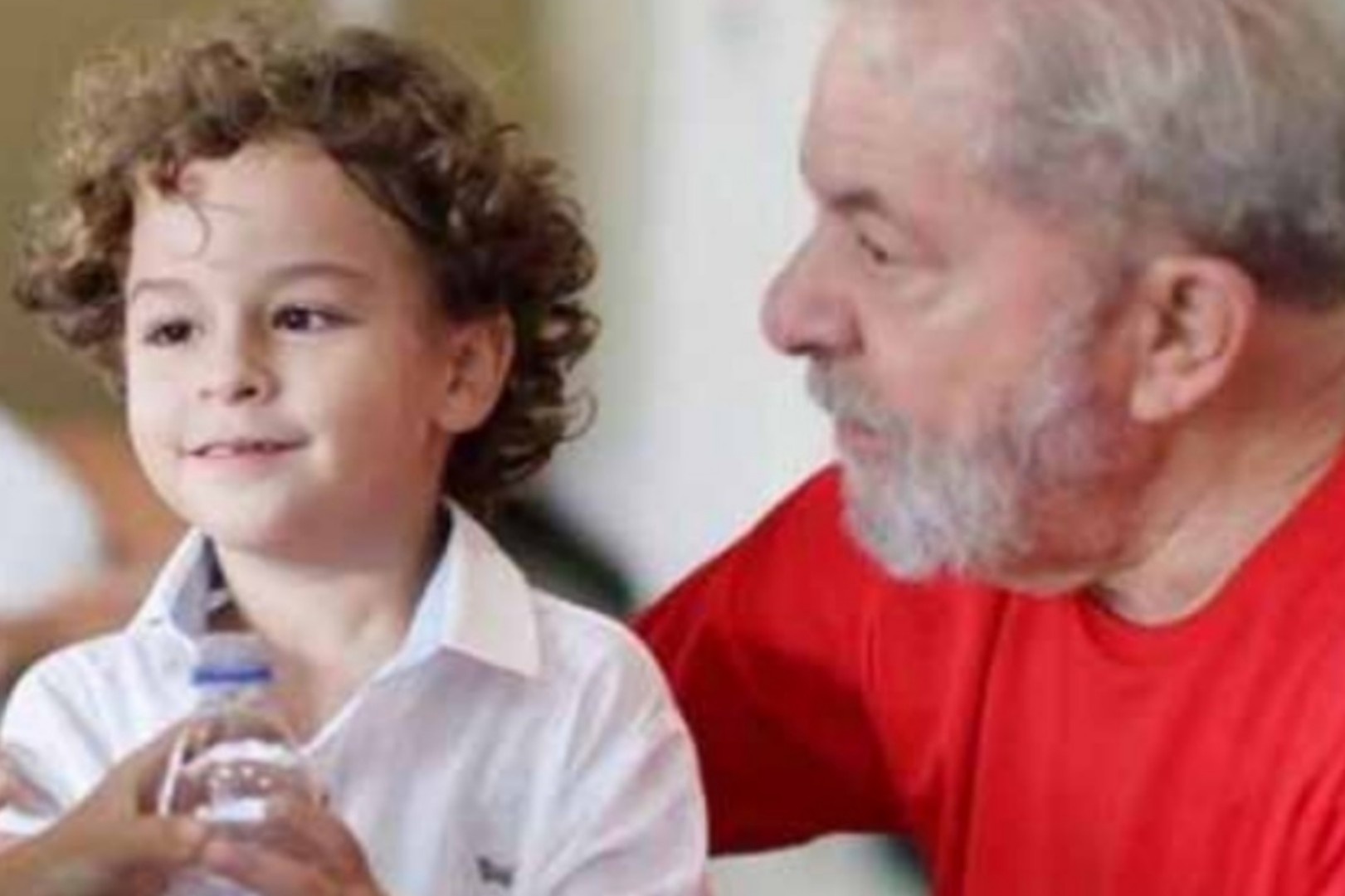 Neto de Lula da Silva morre aos 7 anos