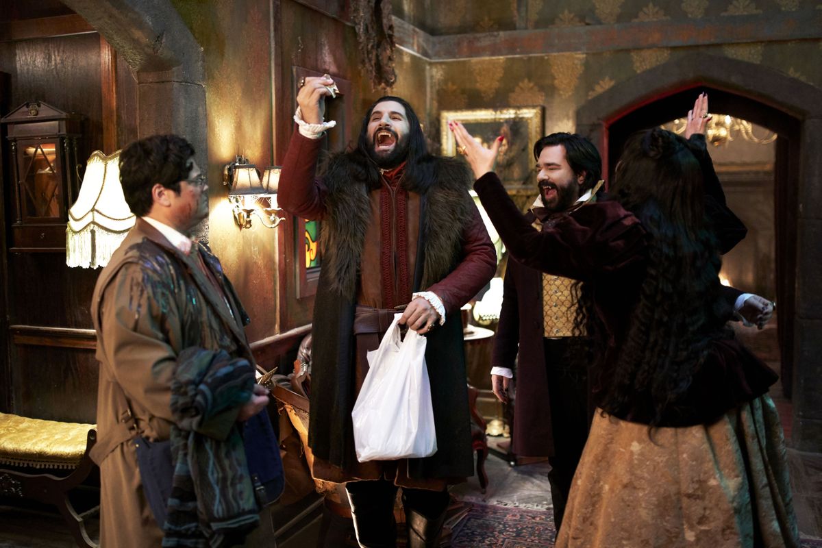 “What We Do in the Shadows”. Os vampiros mais idiotas da TV que querem dominar o mundo