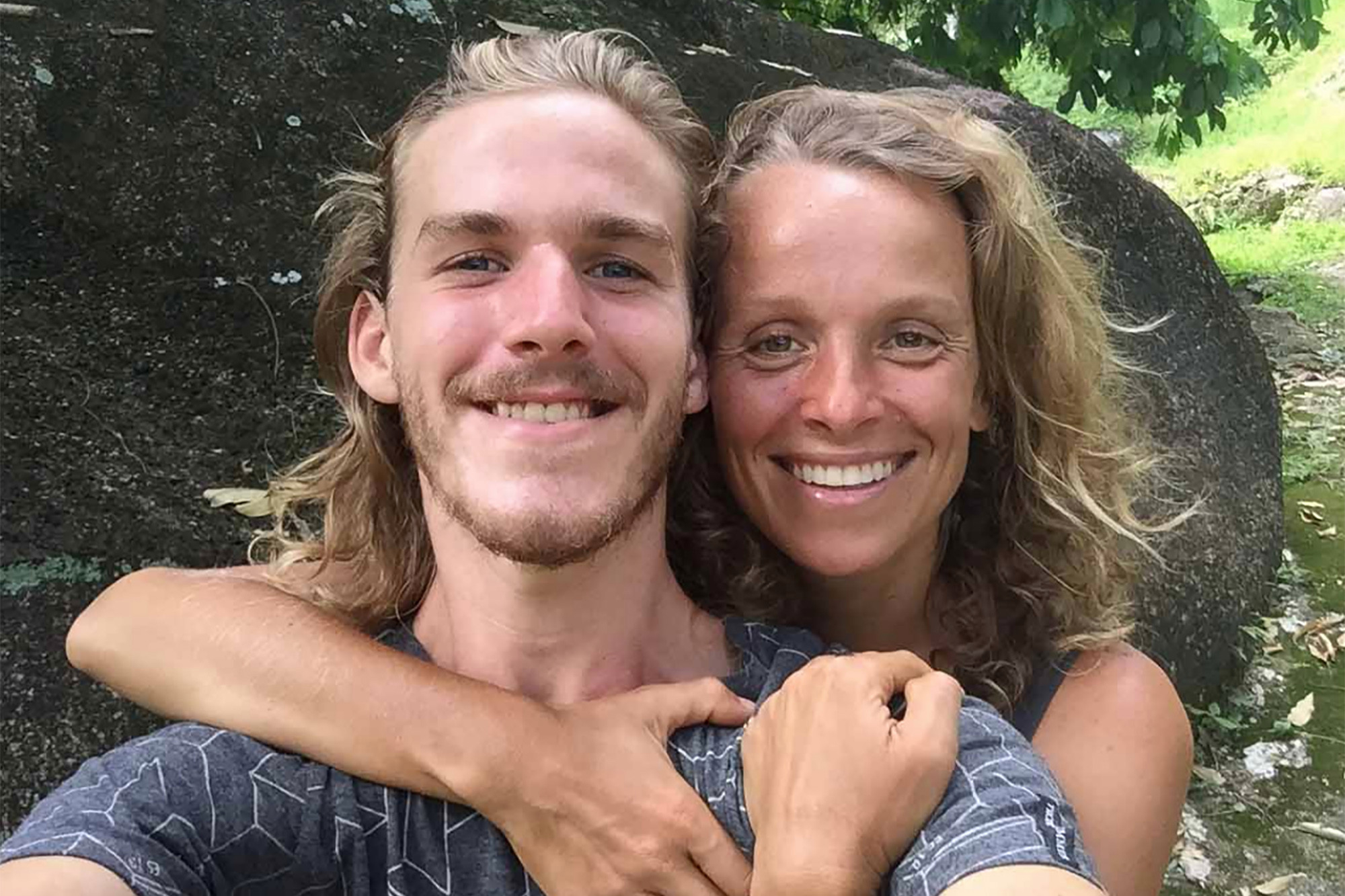 Casal só come fruta e não lava os dentes há 2 anos