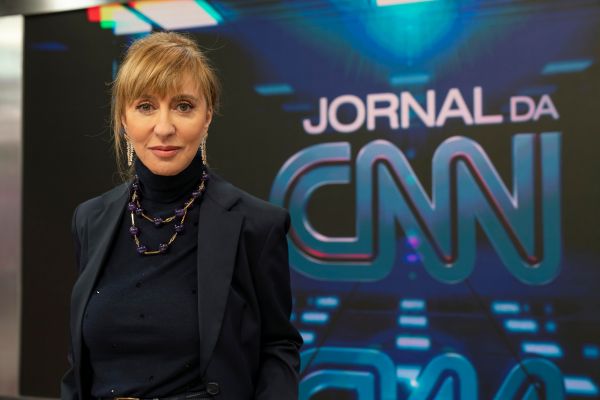 Judite Sousa diz que foi para a Ucrânia sem assinar contrato e que pedia dinheiro ao repórter de imagem