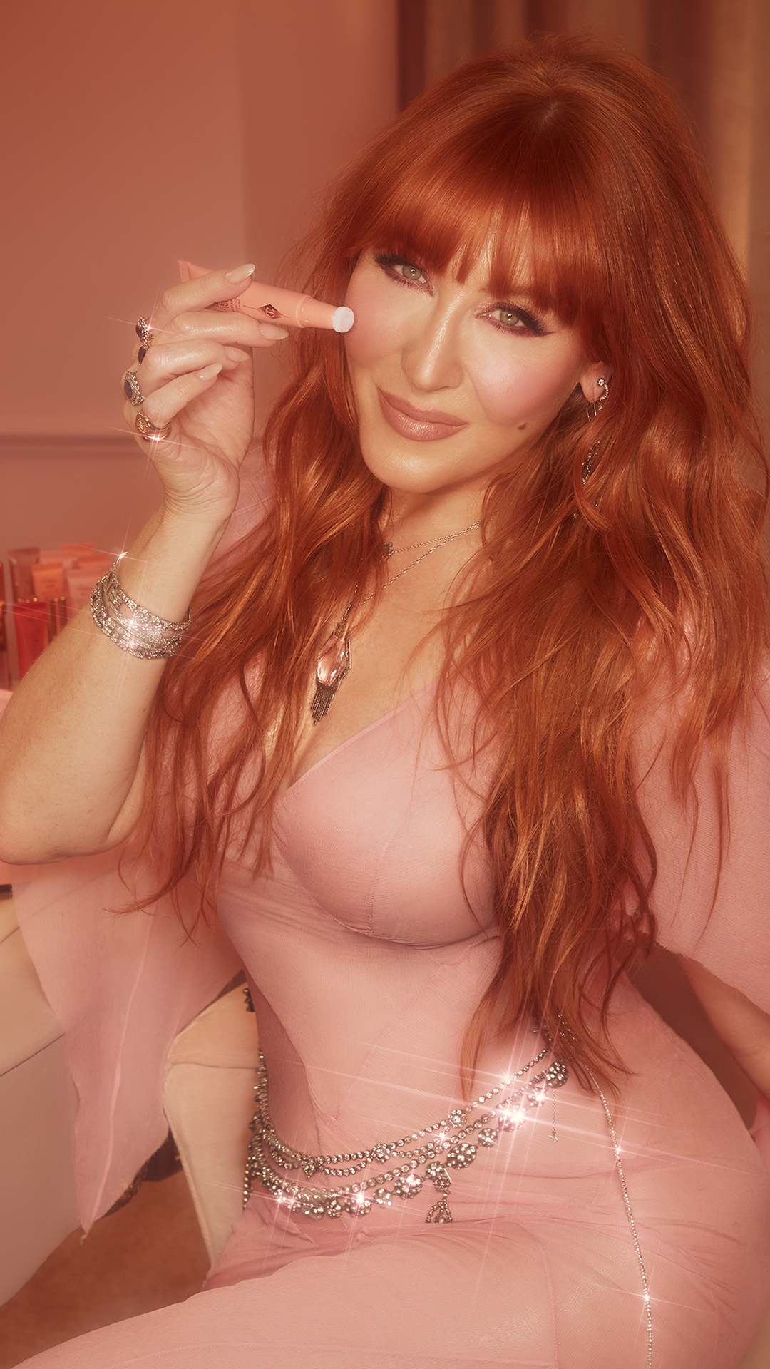 Marca de Charlotte Tilbury vai passar a estar disponível em 8 lojas da Sephora