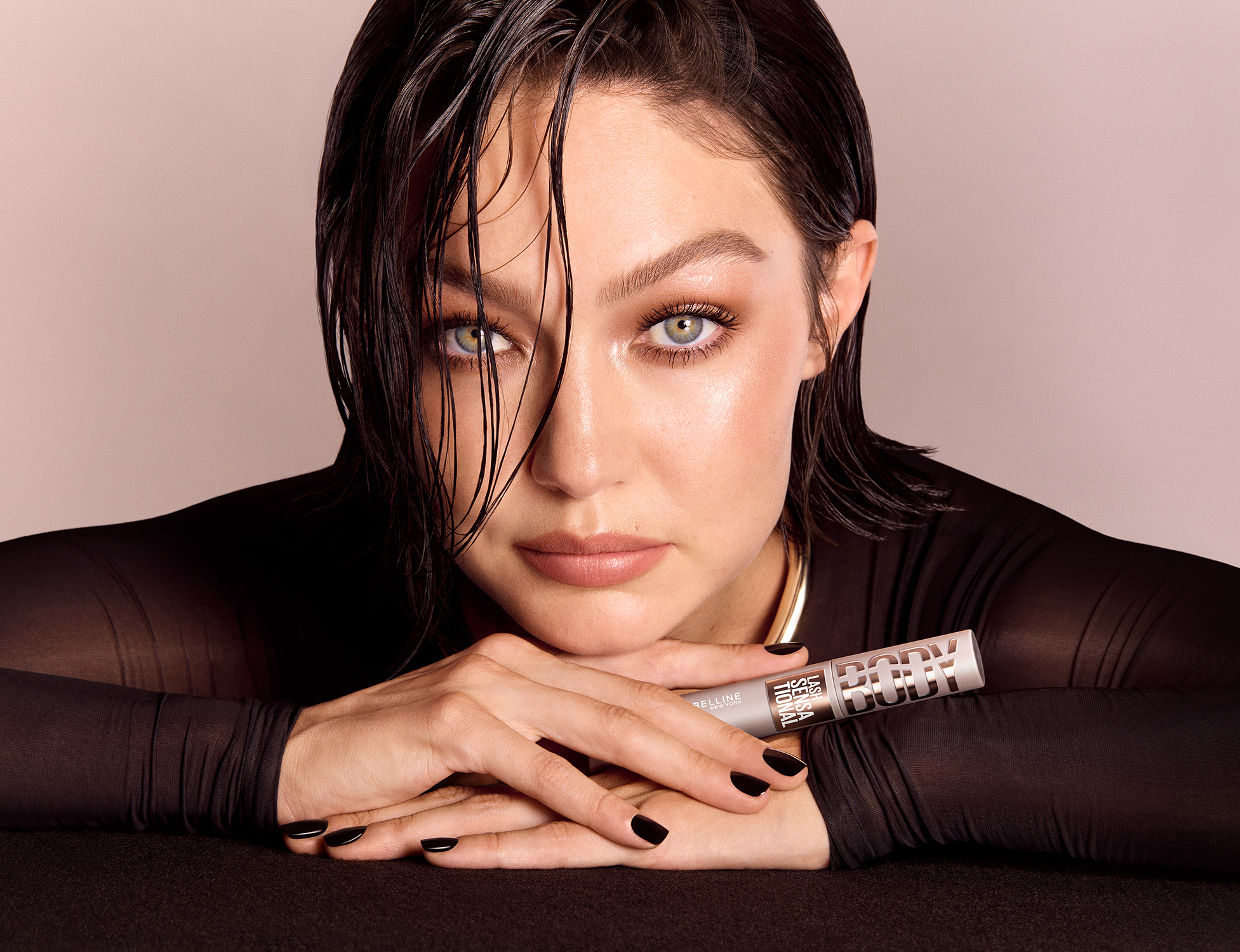 Efeito lifting e duração até 24h. máscara de supermercado promete pestanas XXL por menos de 14€