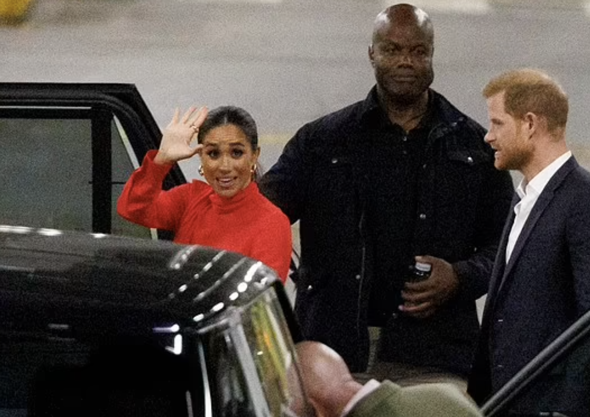 Guarda-costas de Harry e Meghan é um ex-condenado por estrangular a mulher (que se suicidou)