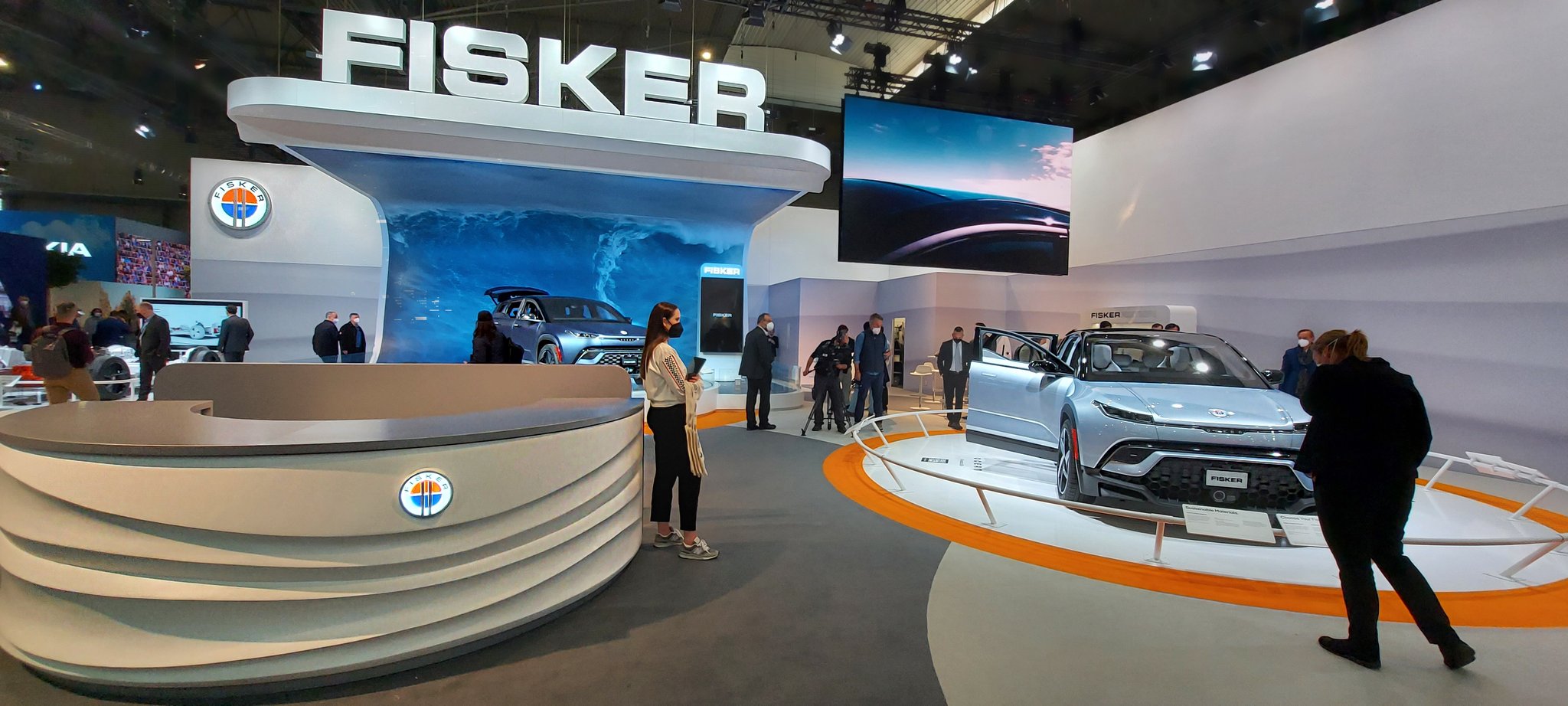 As marcas de automóveis também já estão a chegar ao MWC22. Fisker marca pontos na tecnologia