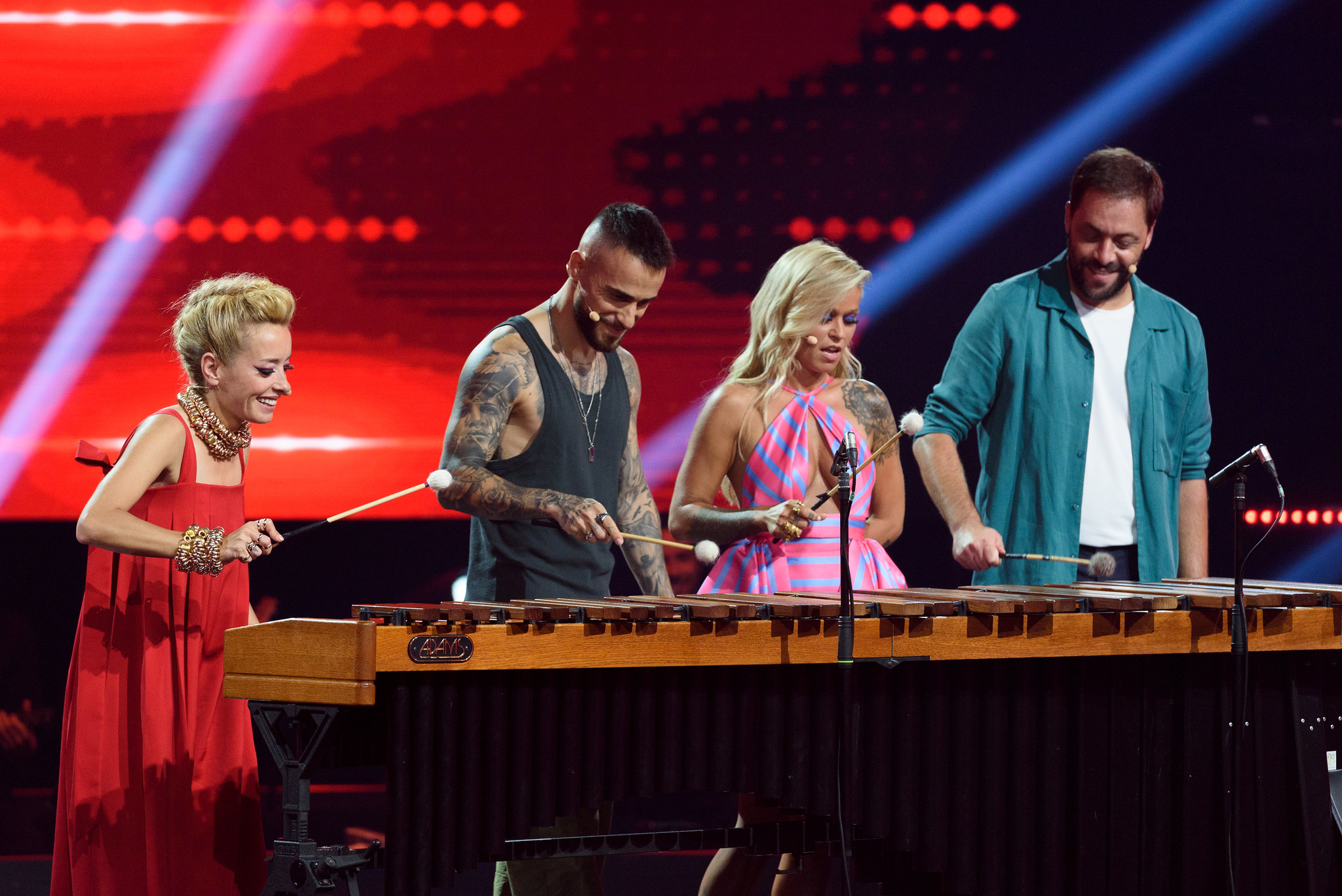 O olhar mortal de Marisa, lágrimas e atuações dignas de final. Vimos a estreia do “The Voice”