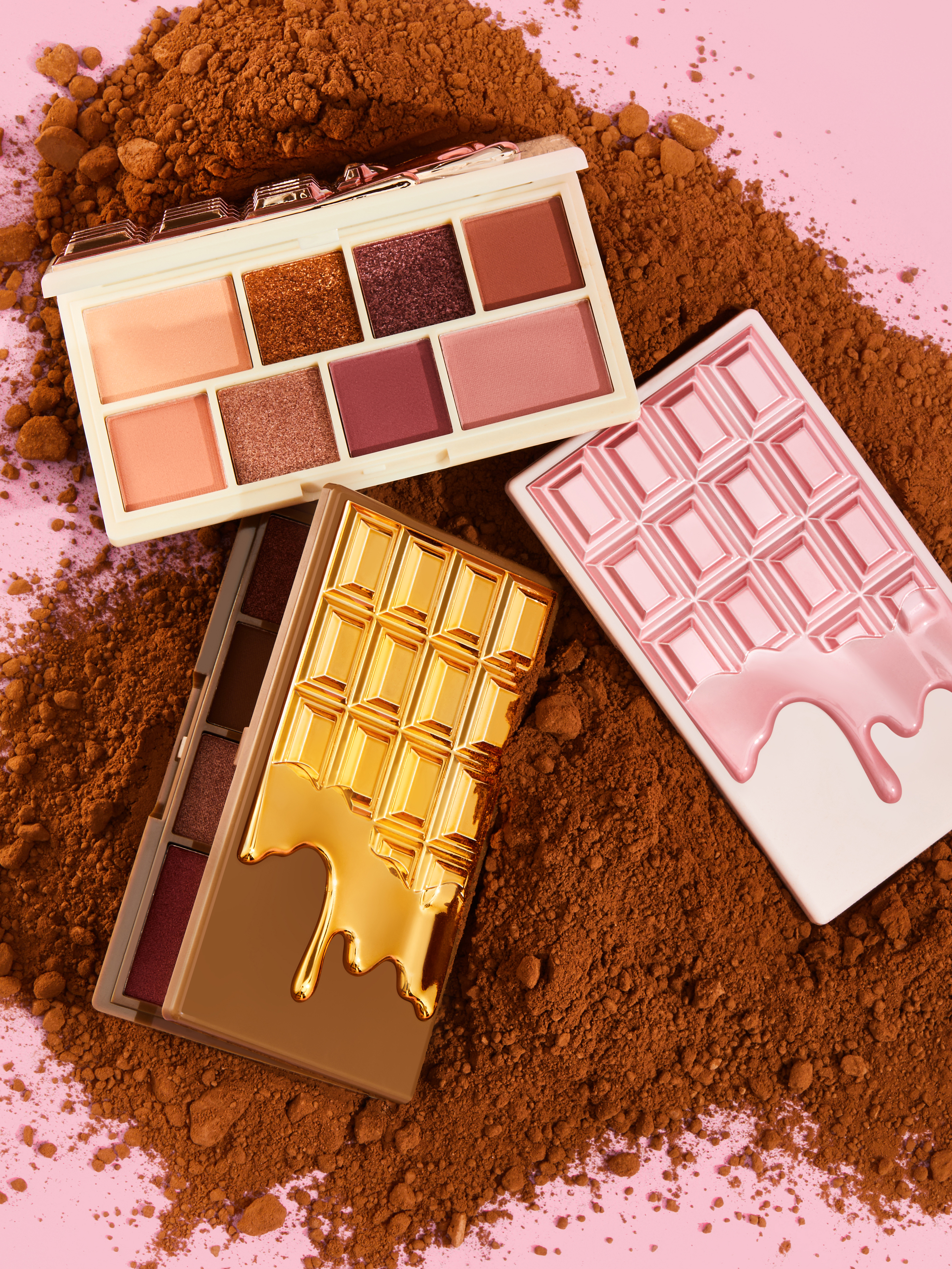 Primark tem uma nova (e exclusiva) linha de maquilhagem. Há produtos a partir de 3€ mas só estão em 4 lojas