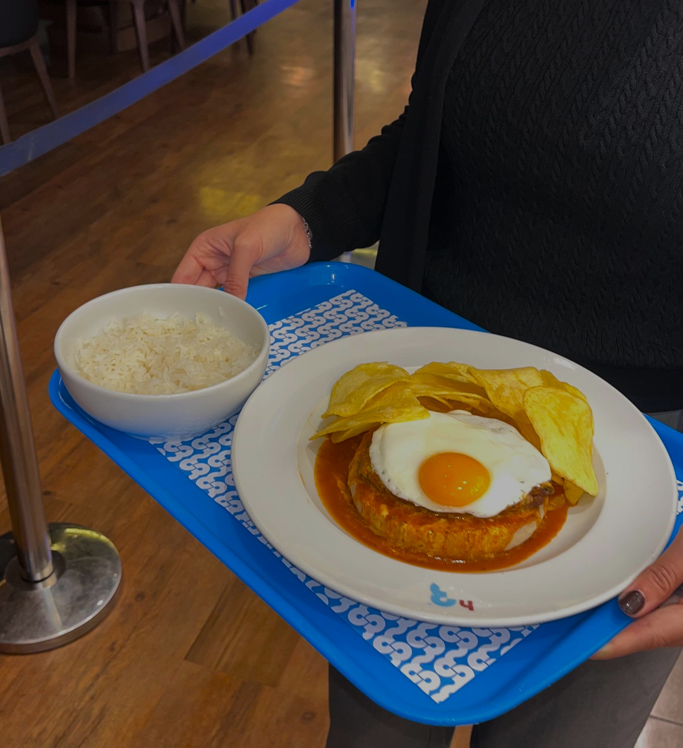 Há um novo hambúrguer de francesinha. Será que vai dar molho?