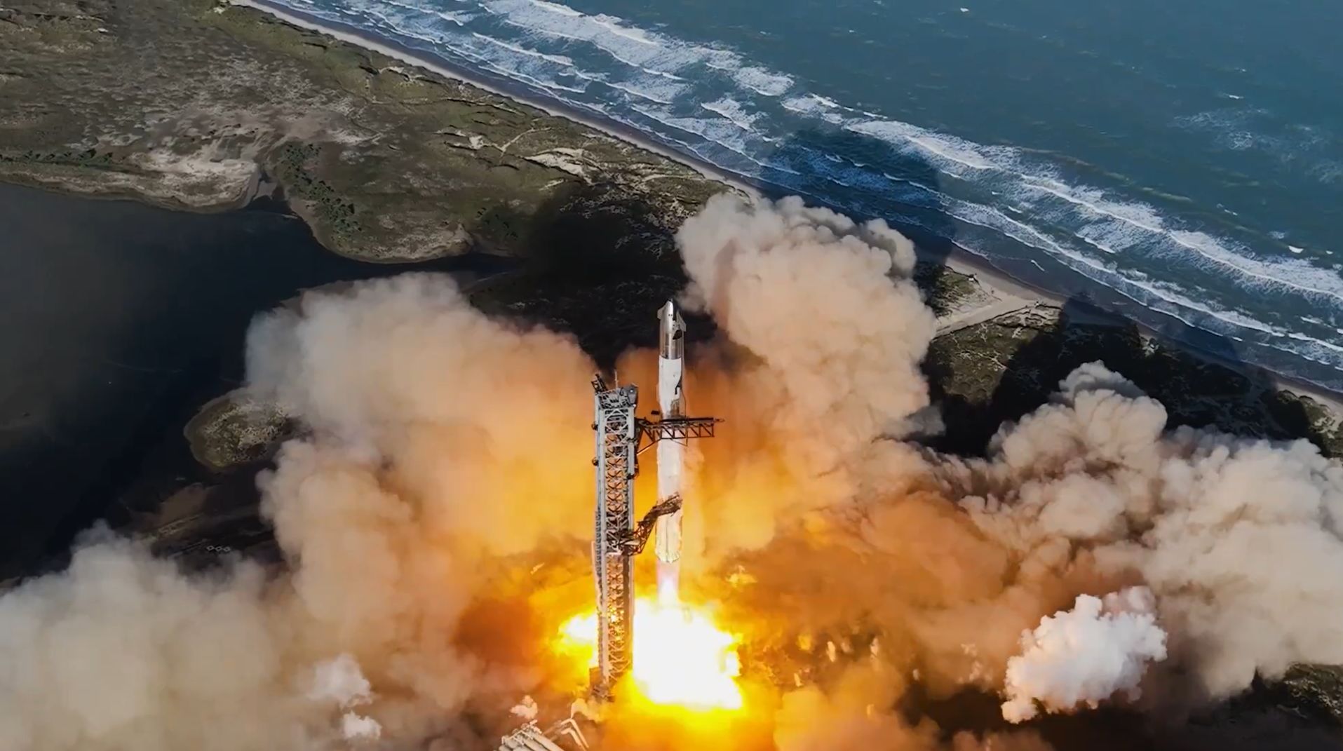 Foguetão Super Heavy deu nova boleia à nave Starship e acabou sem “pauzinhos” à volta