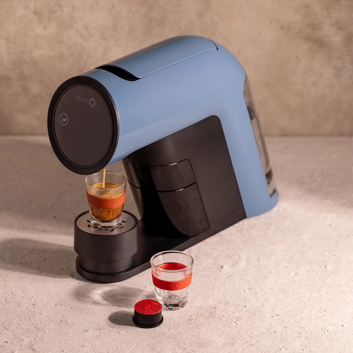 Icónica e acessível. Nova máquina de café da Delta ainda agora chegou e já foi premiada