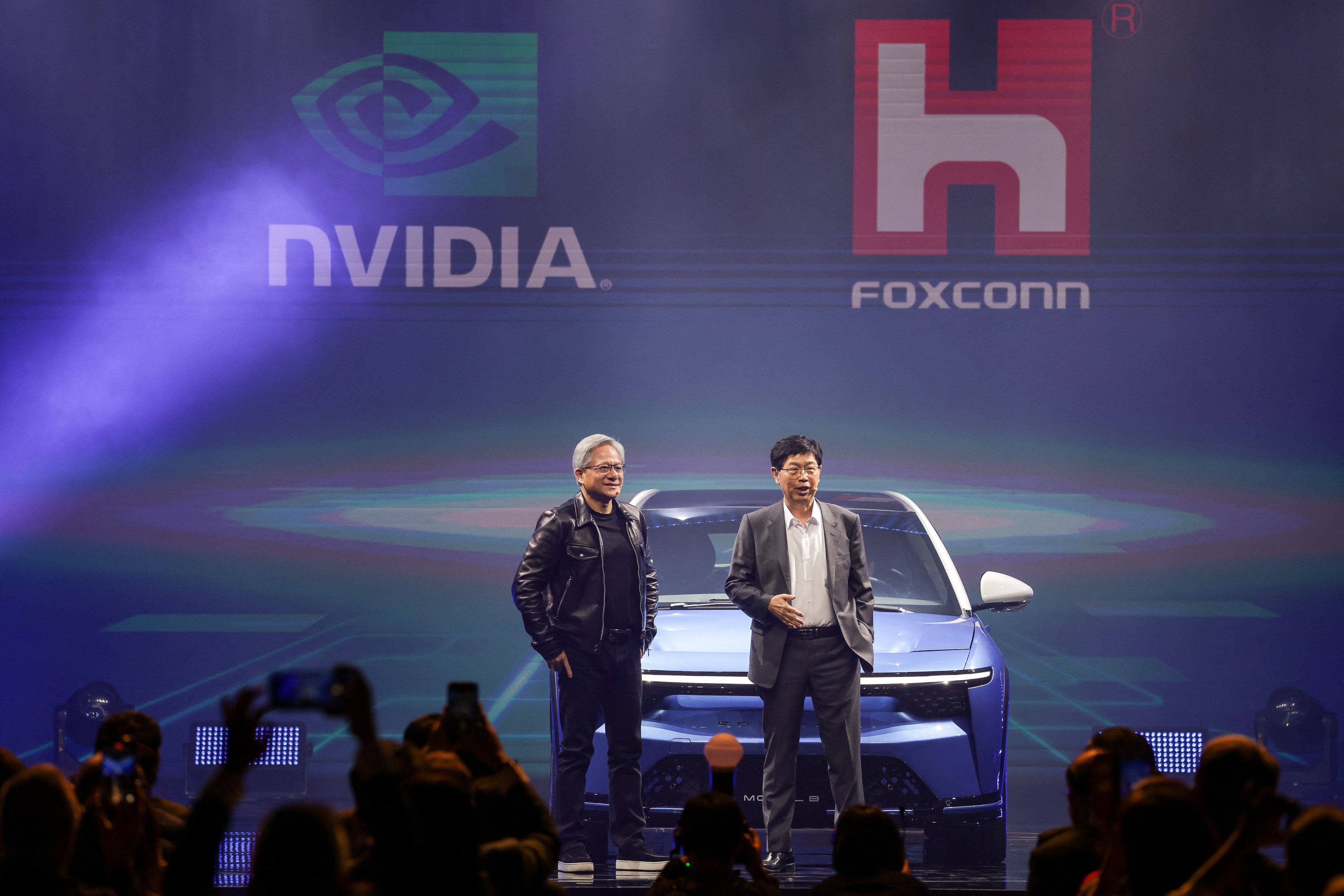Foxconn e Nvidia vão criar fábricas de inteligência artificial para carros autónomos mas não só