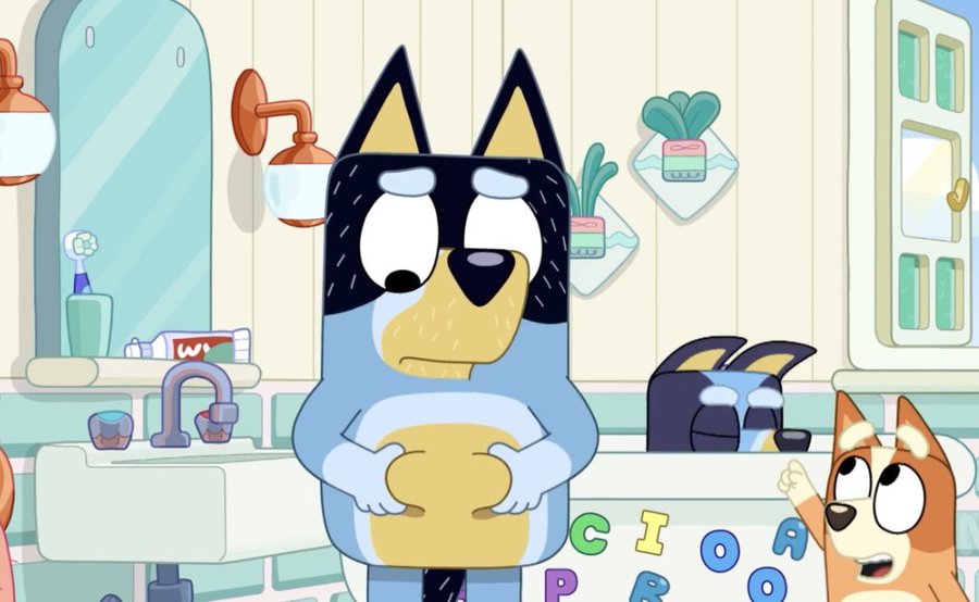 Série infantil acusada de promover a gordofobia. Personagem aparece descontente, a apalpar a barriga