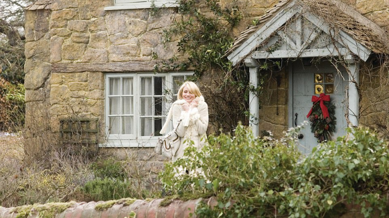 A casa que inspirou o filme “O amor não tira férias” está à venda