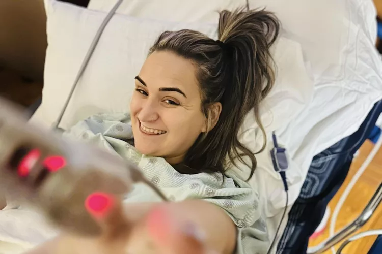 Mulher sentia o corpo a apodrecer. Descobriu que tinha um tampão dentro dela há um ano (e podia ter morrido)