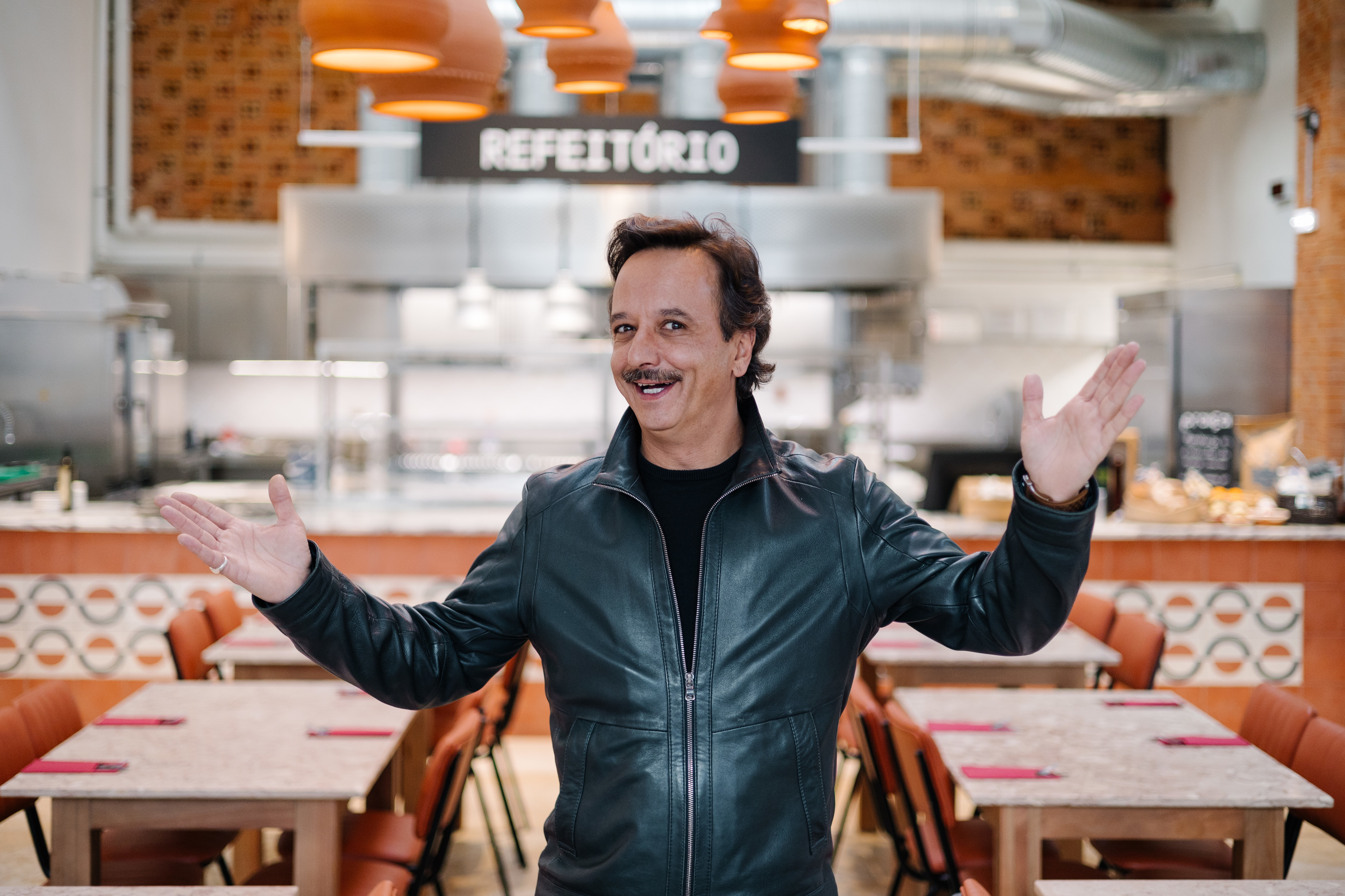 José Pedro Vasconcelos regressa à TV. 4 curiosidades sobre “Alguém Tem De o Fazer”, a nova aposta da RTP1