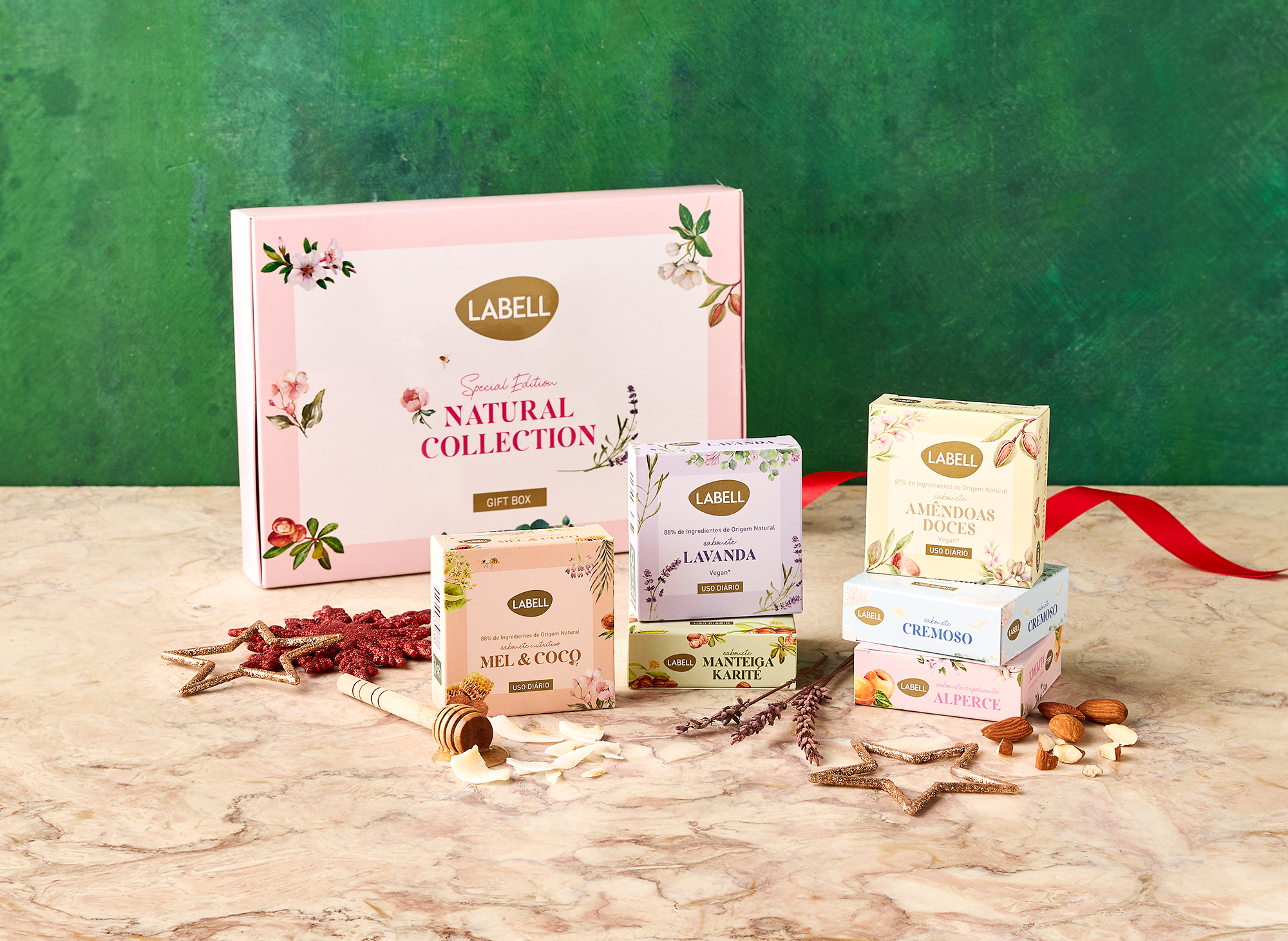 Este coffret à venda no Intermarché custa menos de 4€ e é a prenda de Natal perfeita. Perceba porquê