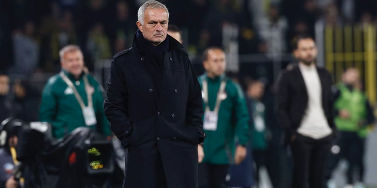 UEFA castiga José Mourinho com, pelo menos, um jogo de suspensão