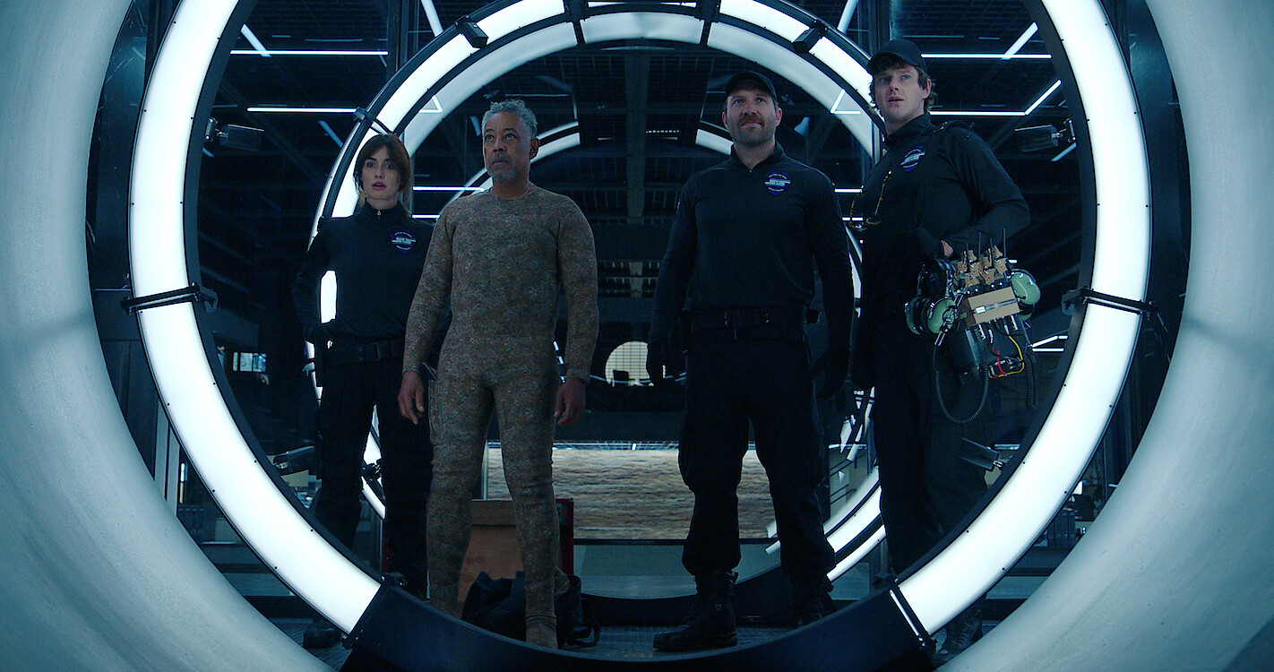 “Caleidoscópio”. A nova série da Netflix que pode ver do fim para o princípio e sem qualquer ordem de episódios