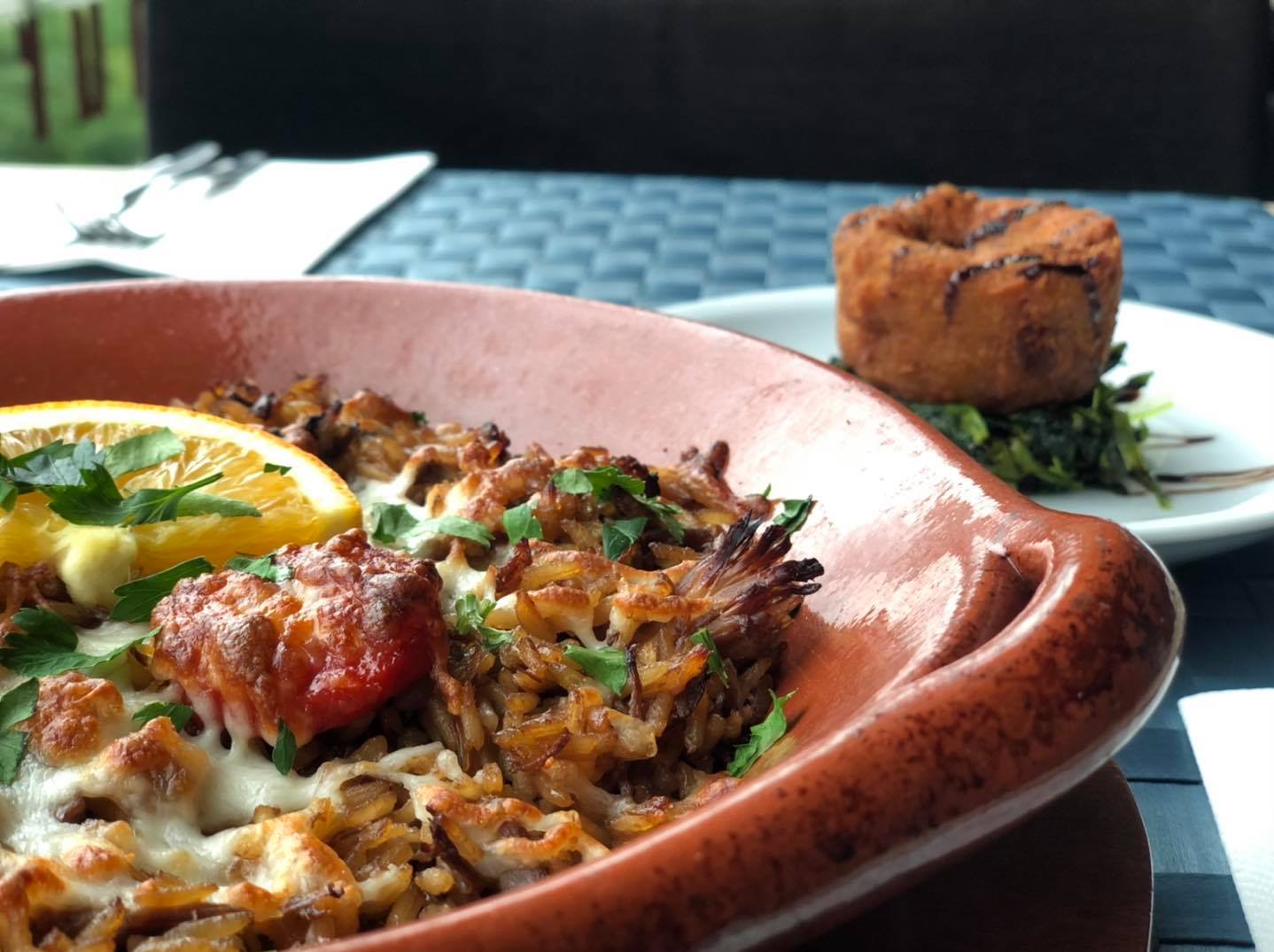 Um restaurante para comer em casa. O melhor arroz de pato está no Bocas, em Braga