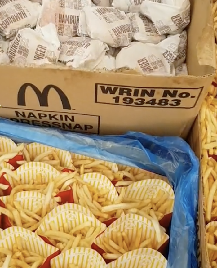 Casal organiza festa de McDonald’s para o aniversário de 1 ano da filha e é arrasado. Veja o vídeo