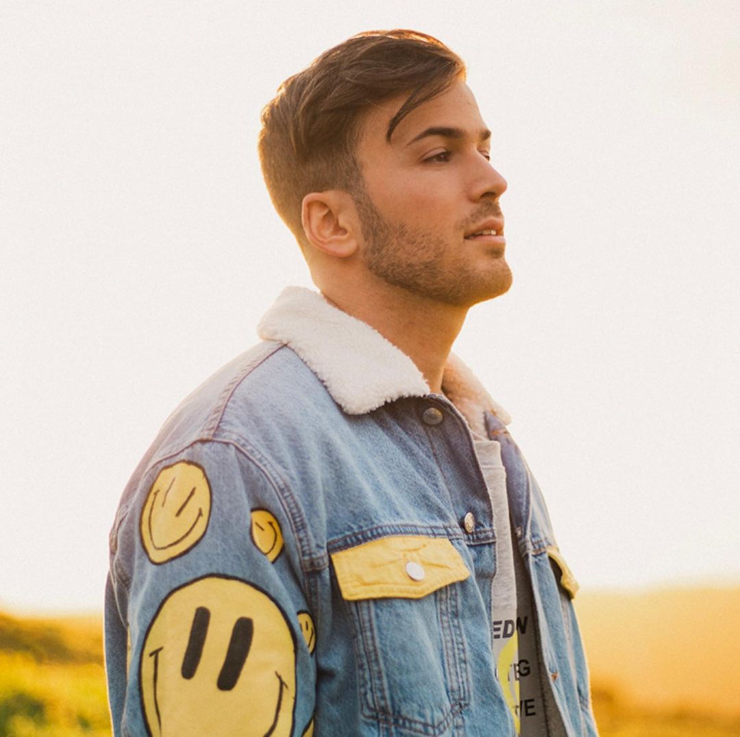 David Carreira dá concerto solidário em homenagem à irmã Sara. Acompanhe aqui em direto