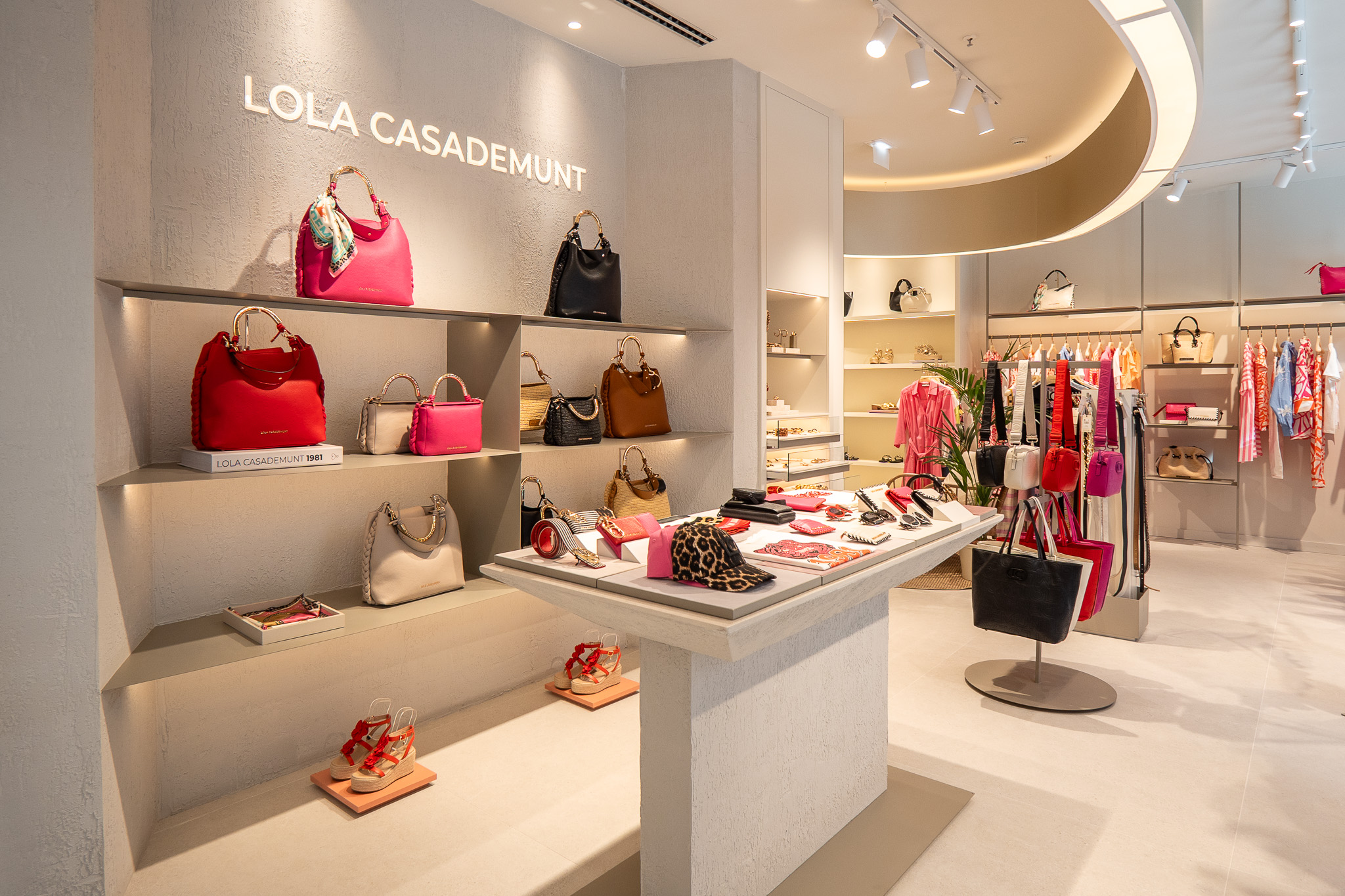 Lola Casademunt opens first store in Portugal in its 45th anniversary year