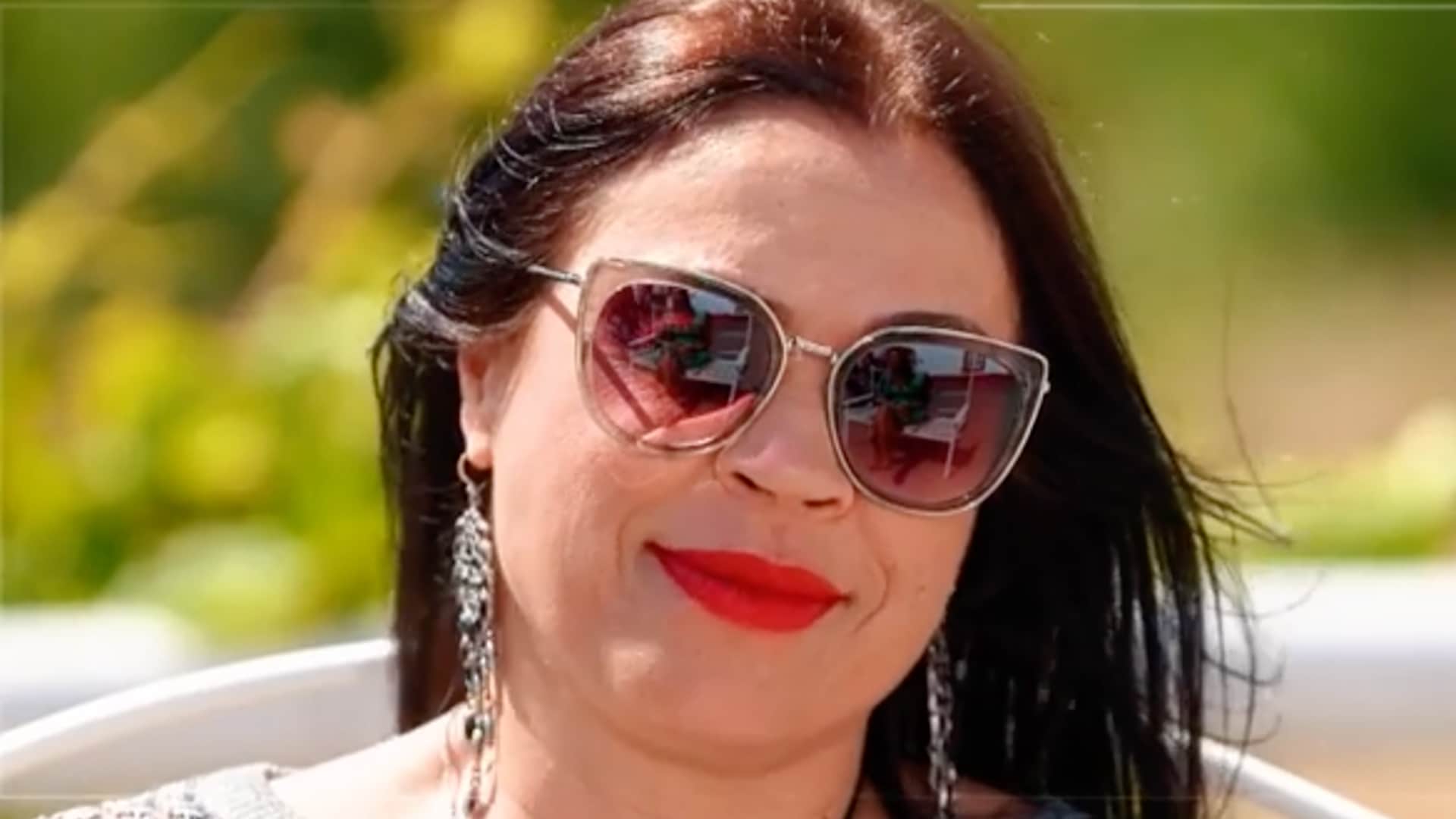 Carro da cantora Rosinha totalmente destruído em acidente perto de Coimbra