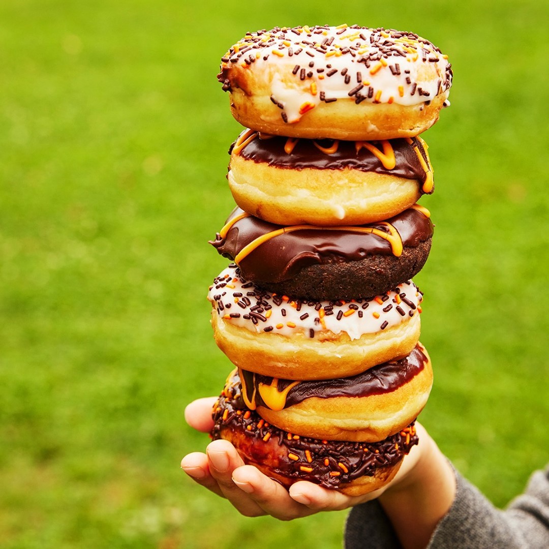 Os novos donuts da Dunkin’ para celebrar o Halloween já chegaram ao Continente