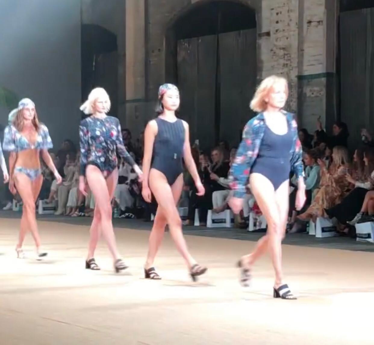 “Os 70 são os novos 50”. Aos 71 anos, modelo estreia-se na semana da moda australiana