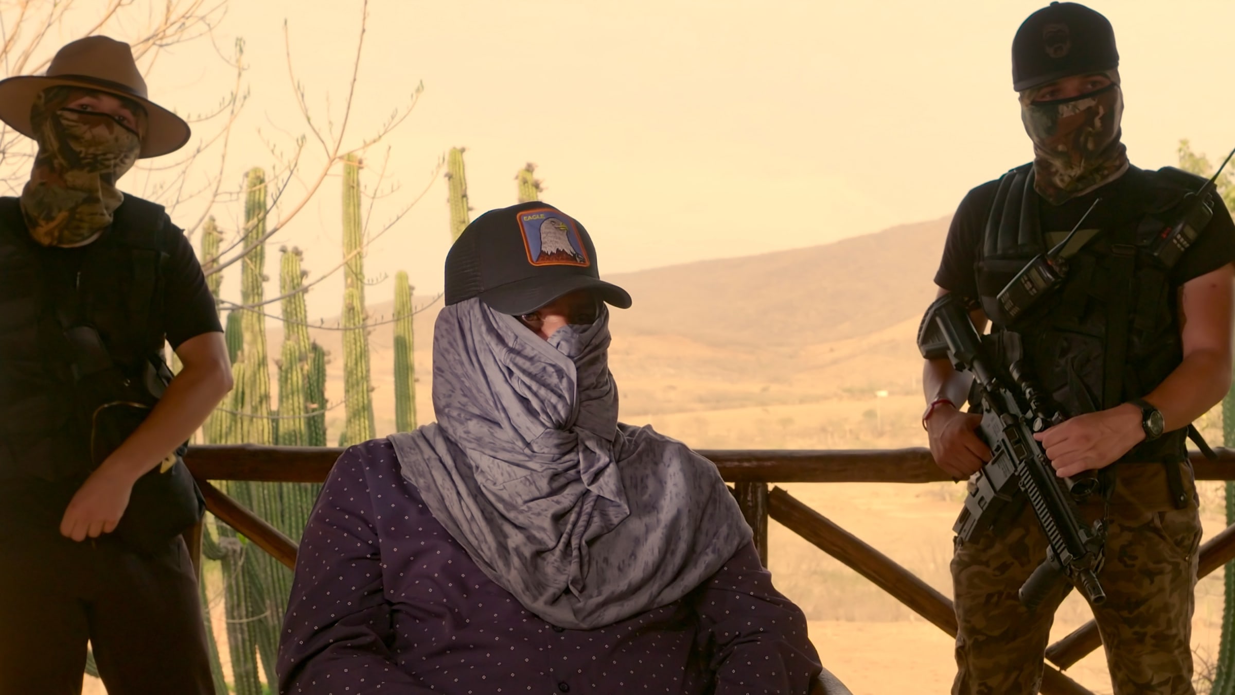 O novo documentário da Netflix sobre os criminosos e terroristas que ainda hoje estão fugidos à polícia