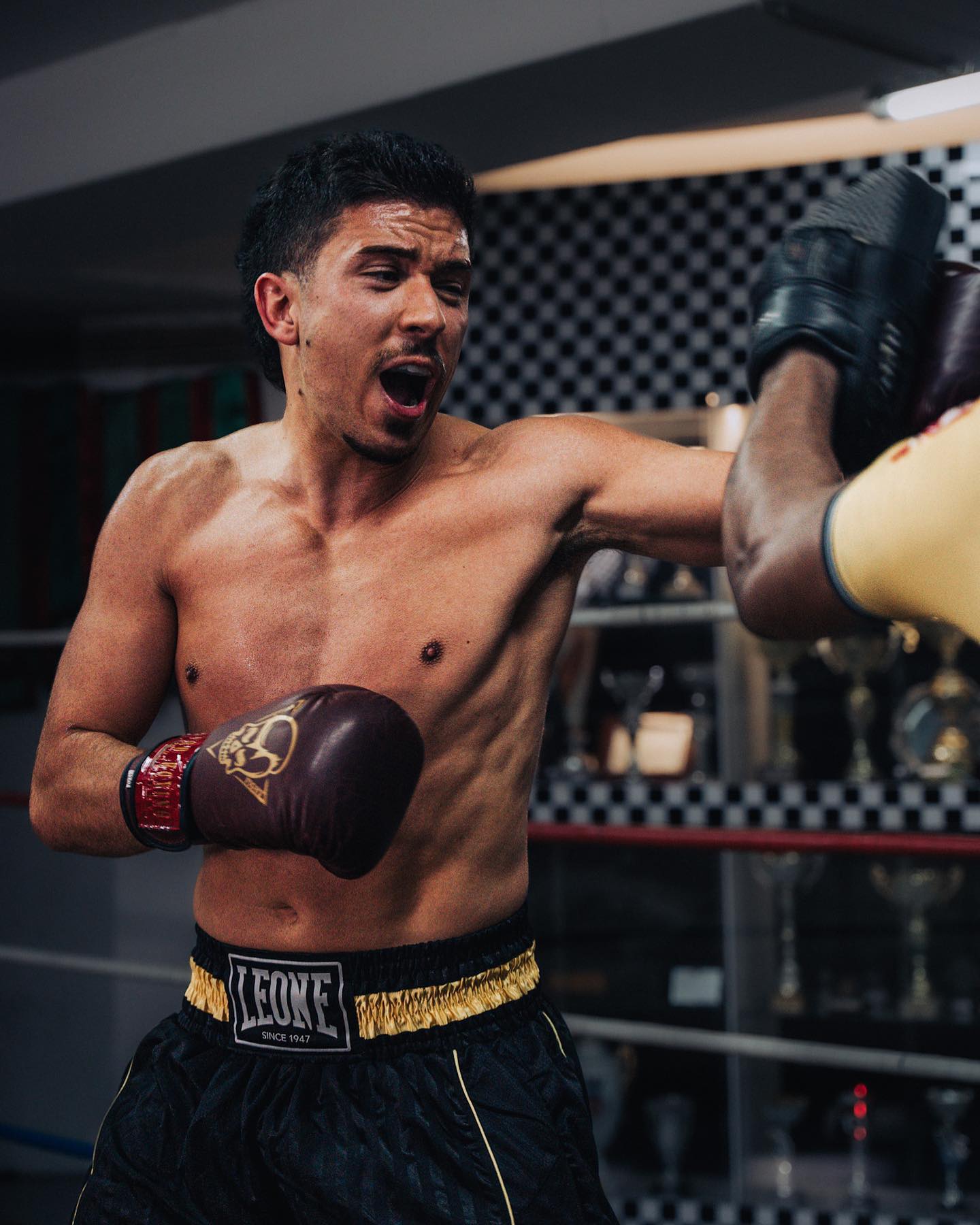 Depois do youtube, os ringues. Numeiro estreia-se no boxe (e já há primeiro combate marcado)