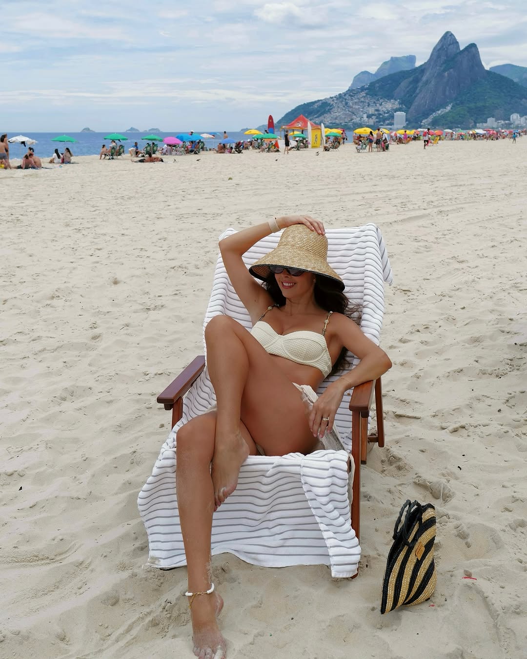 Os chapéus já conquistaram Catarina Gouveia. 15 modelos que vão ser tendência esta estação