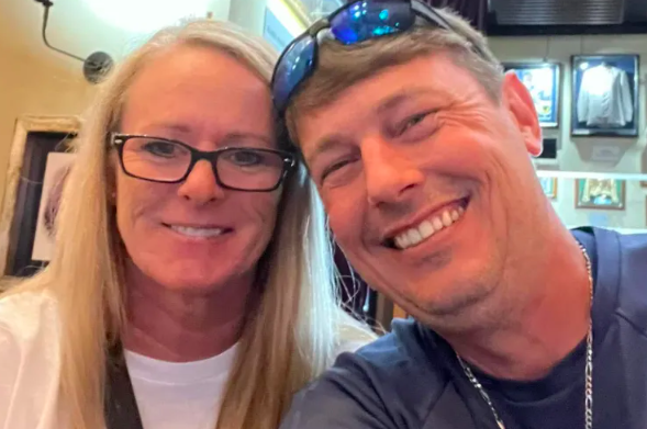 Mulher morreu enquanto planeava o funeral do marido. Família crê que o coração partido foi a causa da morte