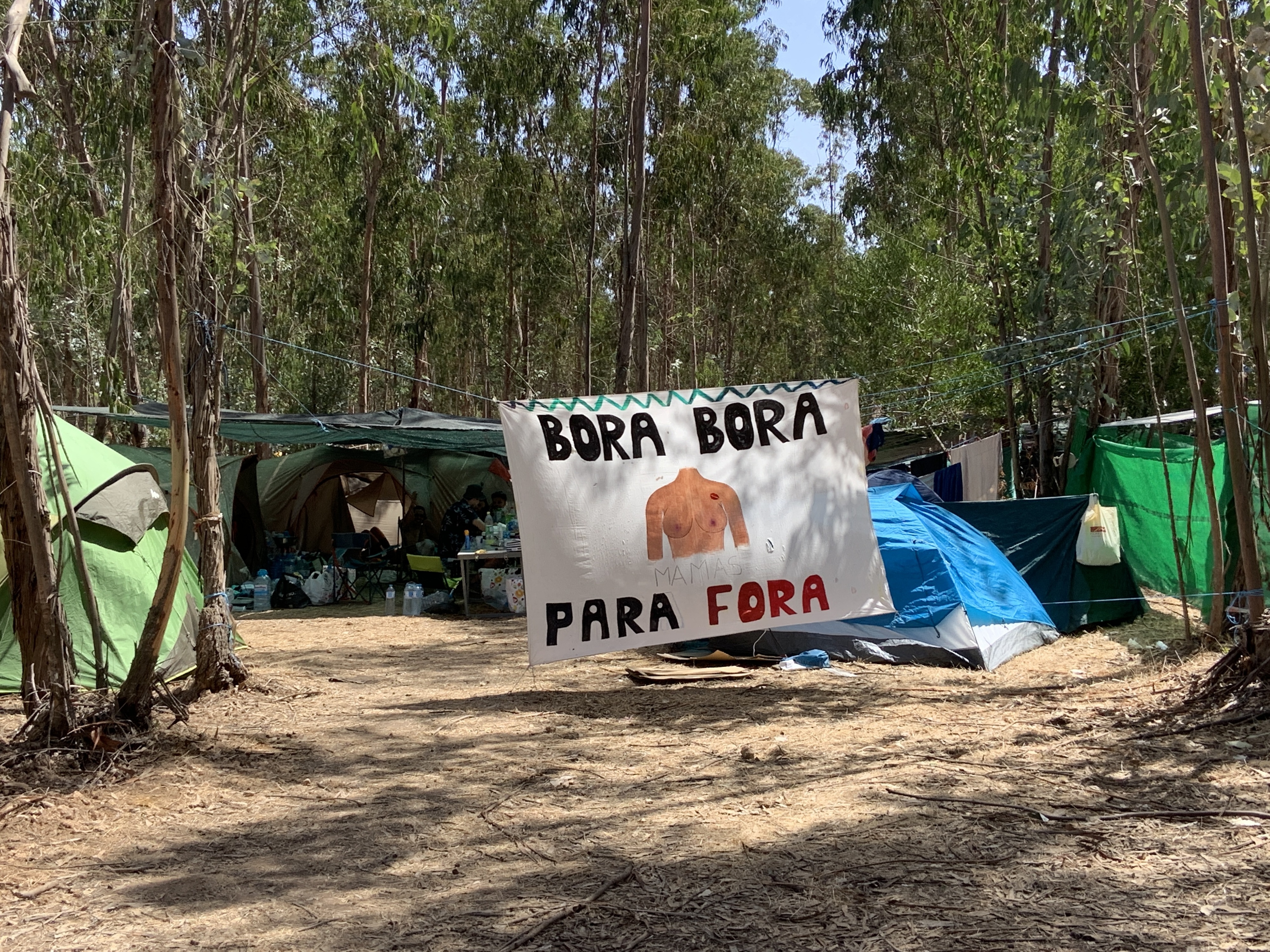 Da “Jornada Mundial da Jola” à “Kusuado”. As 25 tribos do campismo que encontrámos no MEO Sudoeste