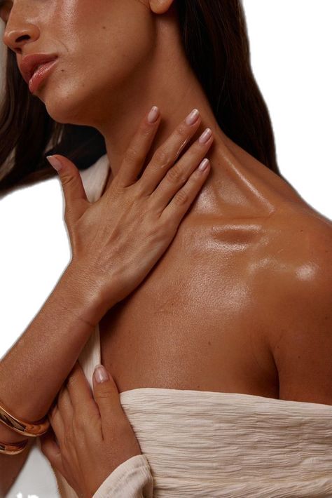 Este creme de corpo com retinol promete uma pele mais uniforme e firme (sim, como nos cuidados de rosto)