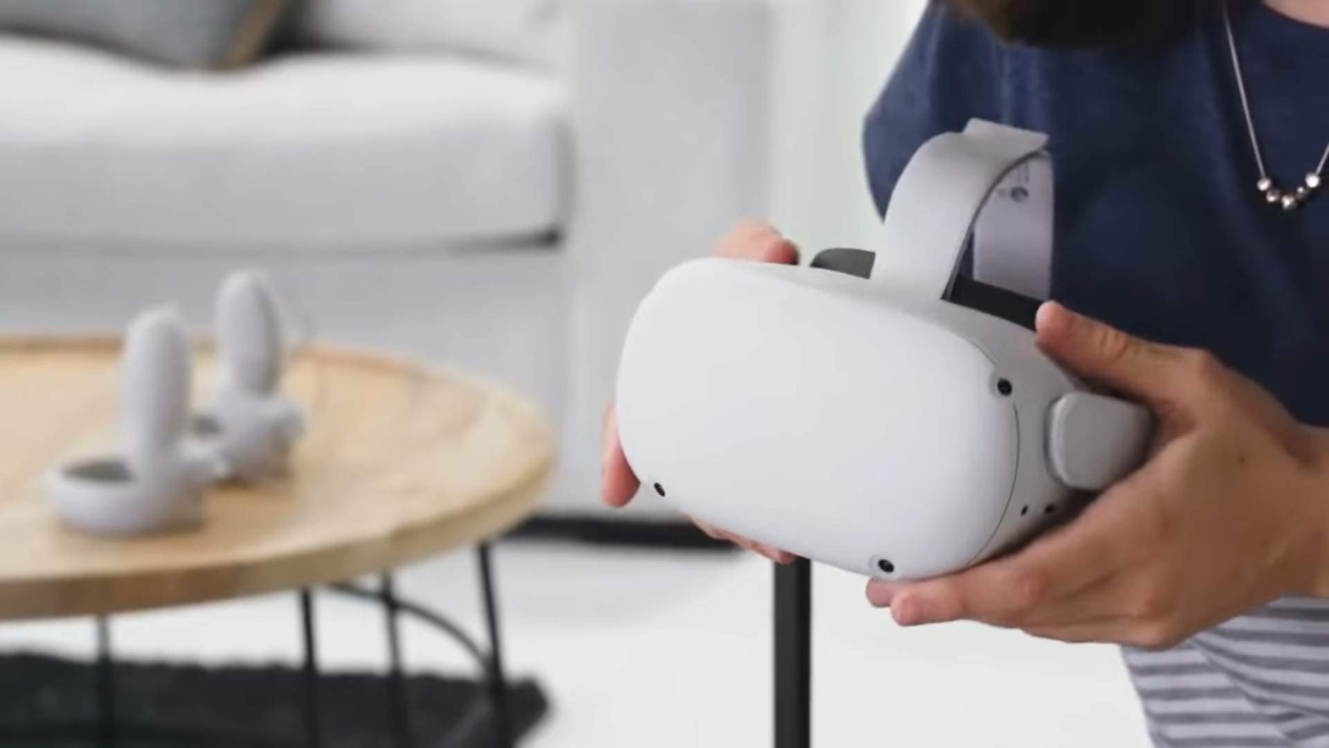 Deixado num hotel e partilhado na Internet. Será este o próximo headset de realidade virtual da Meta?