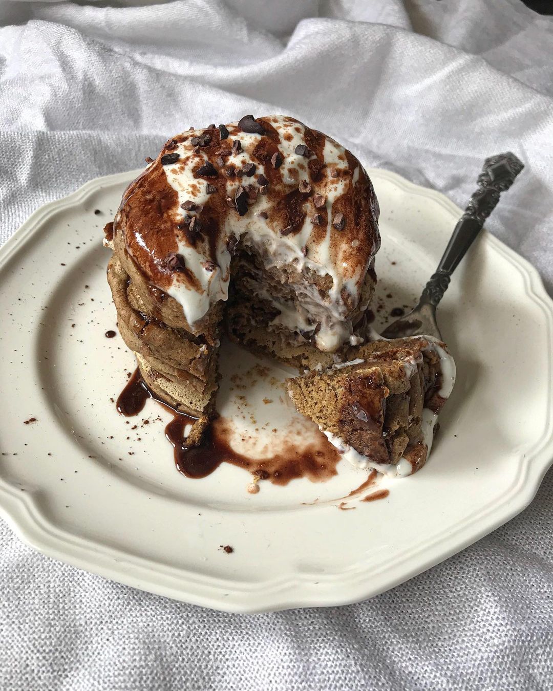 Panquecas de tiramisu? Soa bem, saberá ainda melhor e a receita está aqui