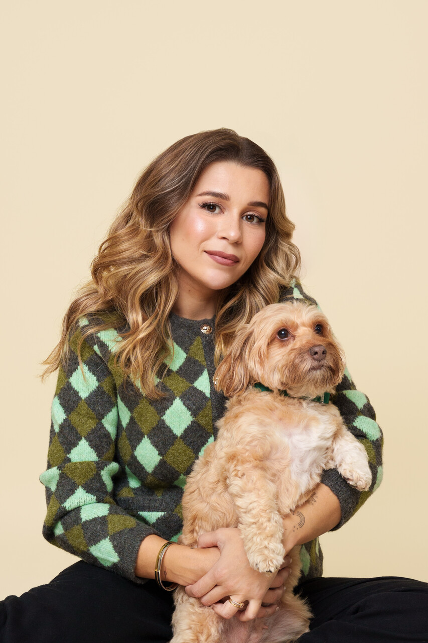 Dalilu é a nova marca para cães de Inês Rochinha – e tem bonés a combinar para os donos