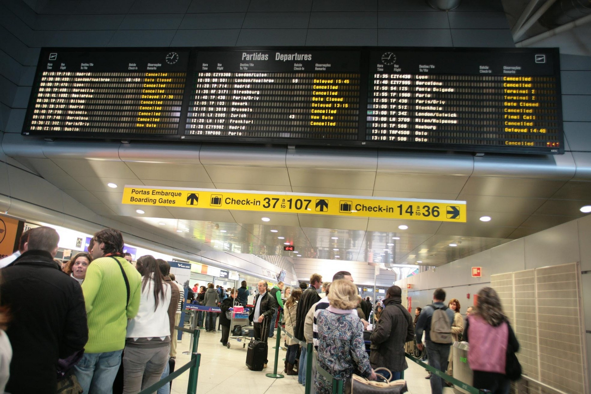 EUA: restrições ao transporte de aparelhos eletrónicos em voos não serão aplicadas à Europa